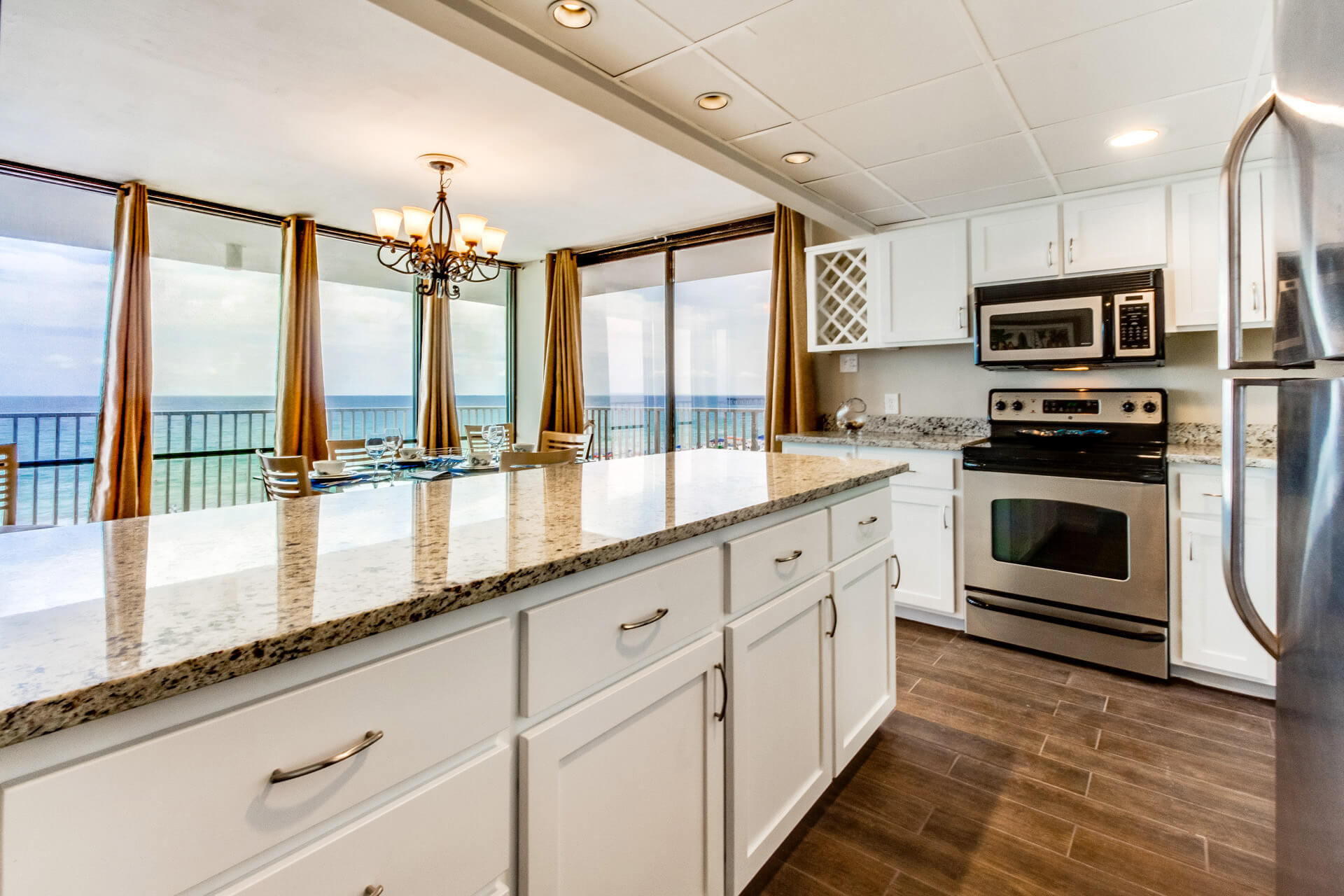 LEEWARD/WINDWARD CONDO - Residential