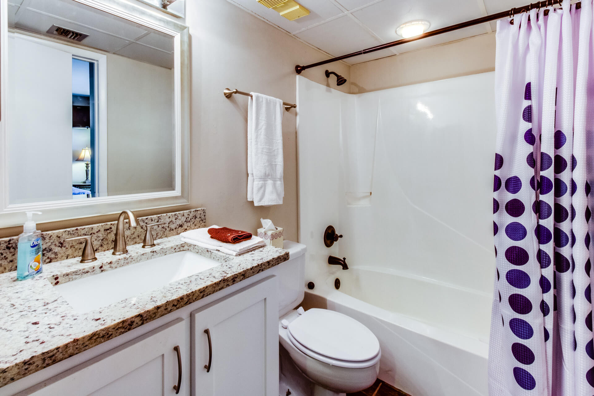 LEEWARD/WINDWARD CONDO - Residential