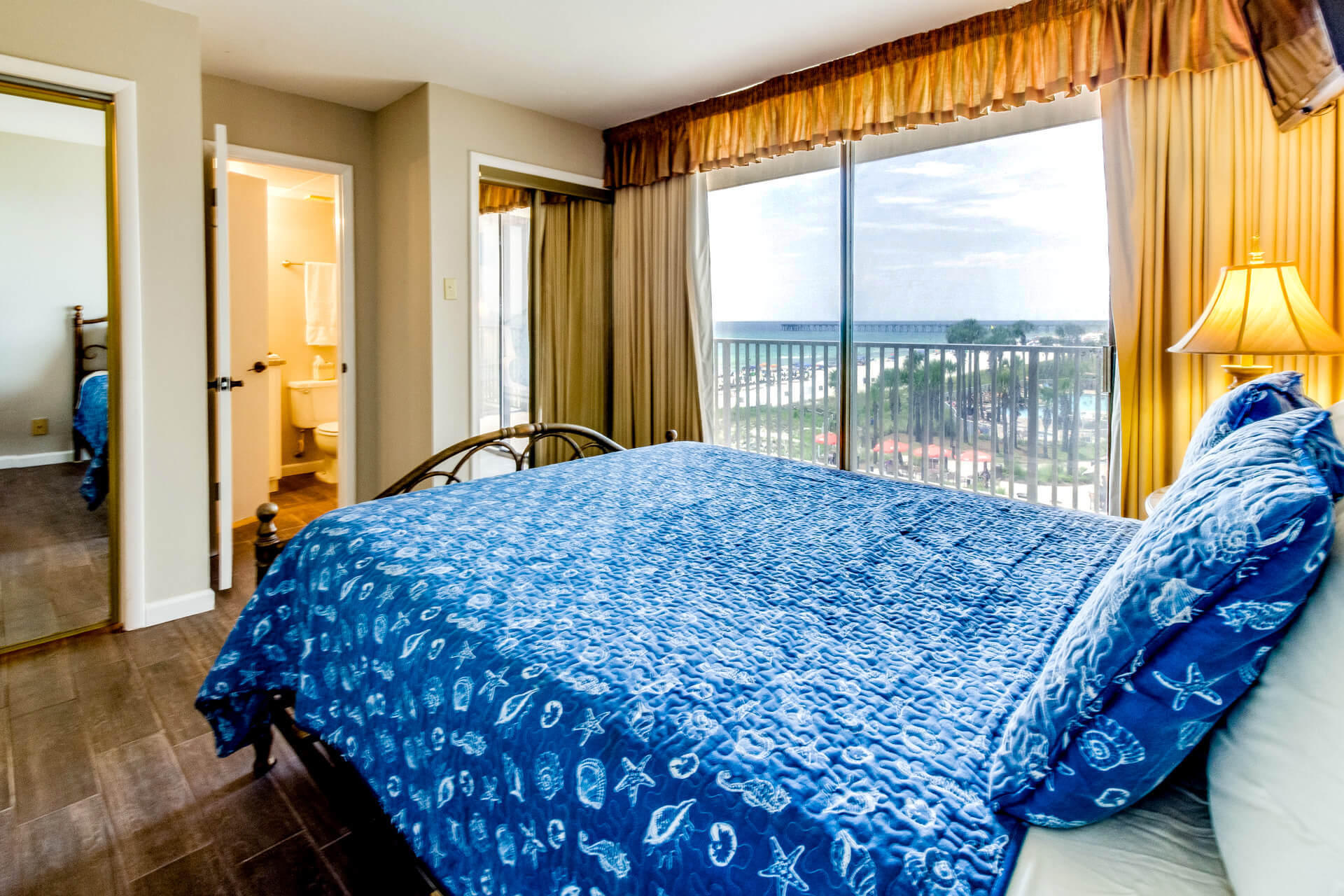 LEEWARD/WINDWARD CONDO - Residential