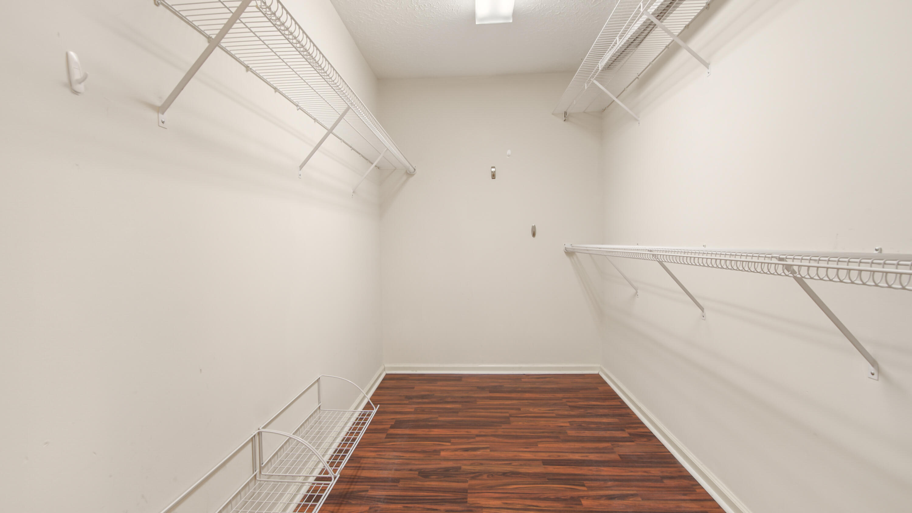 COLONY CLUB HARBOUR PH 3 - Residential