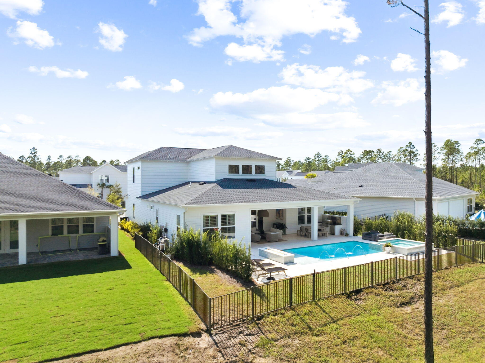 WATERSOUND ORIGINS- NATUREWALK - Residential