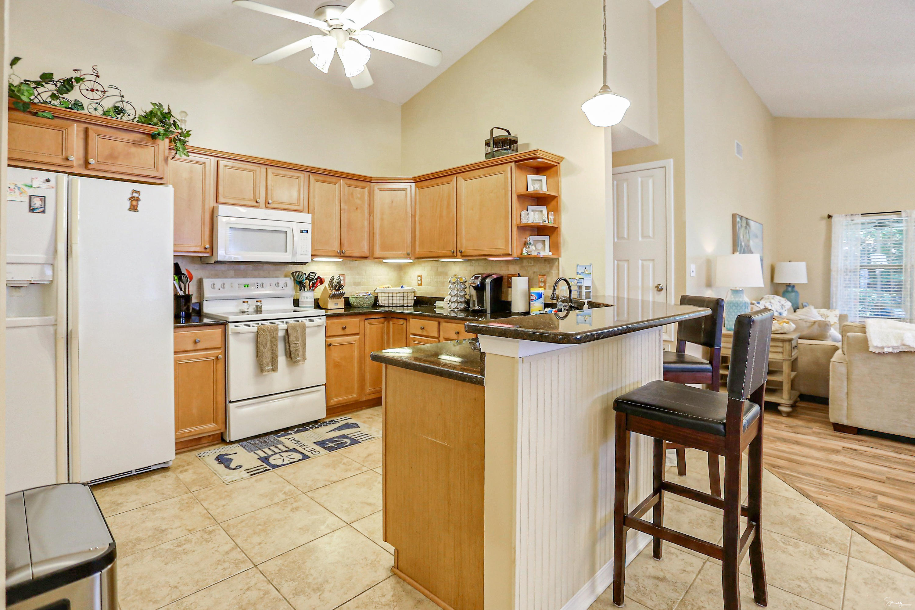 EMERALD LAKES PH 3 - Residential