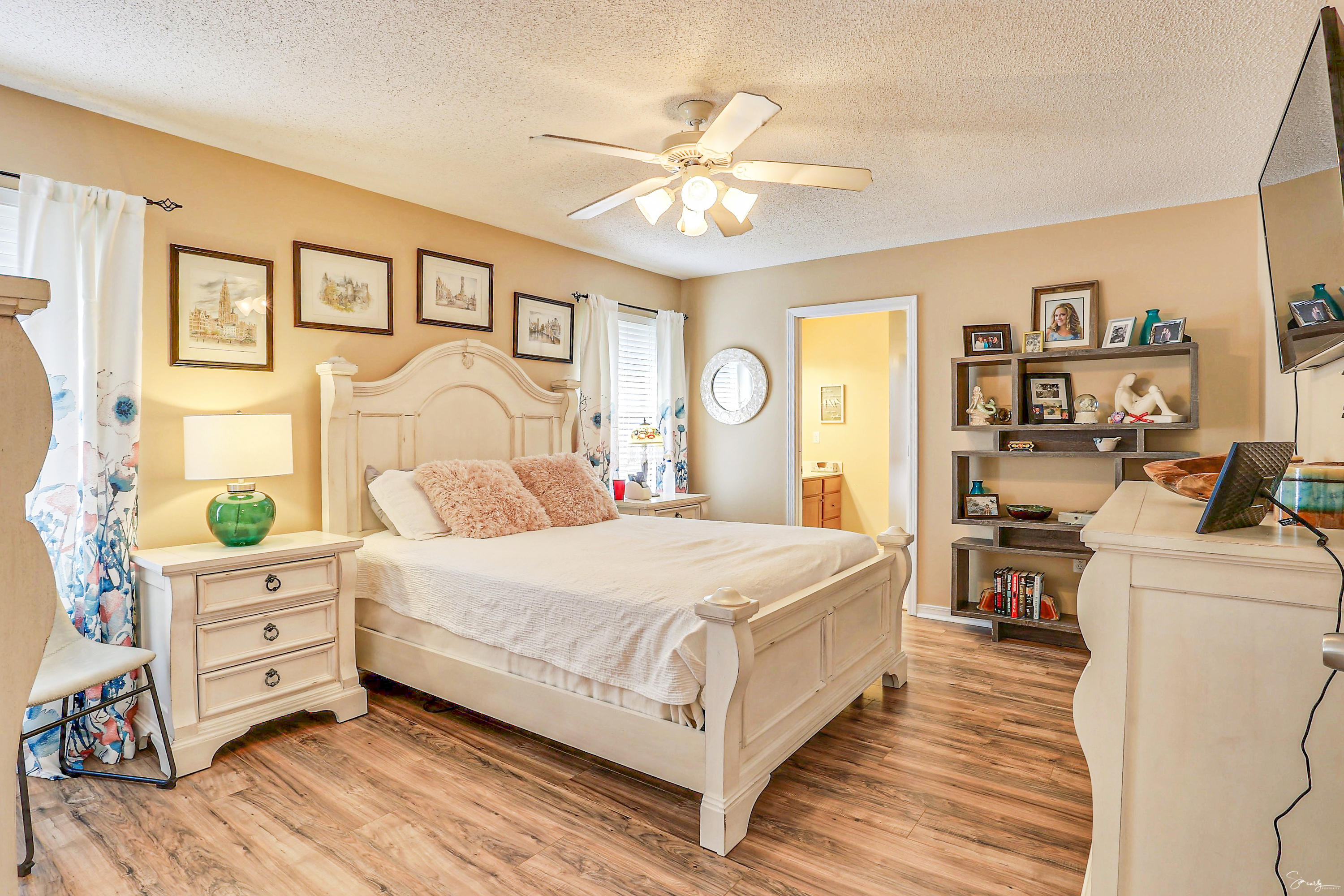 EMERALD LAKES PH 3 - Residential