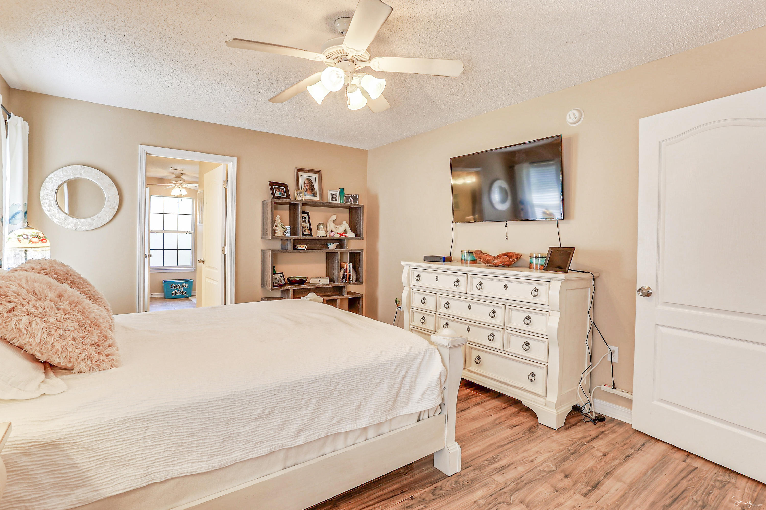 EMERALD LAKES PH 3 - Residential