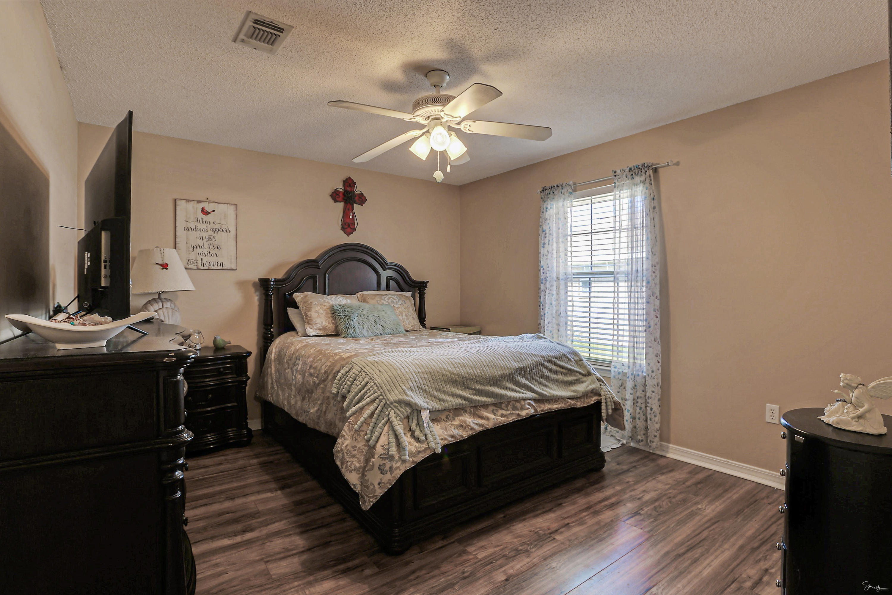 EMERALD LAKES PH 3 - Residential