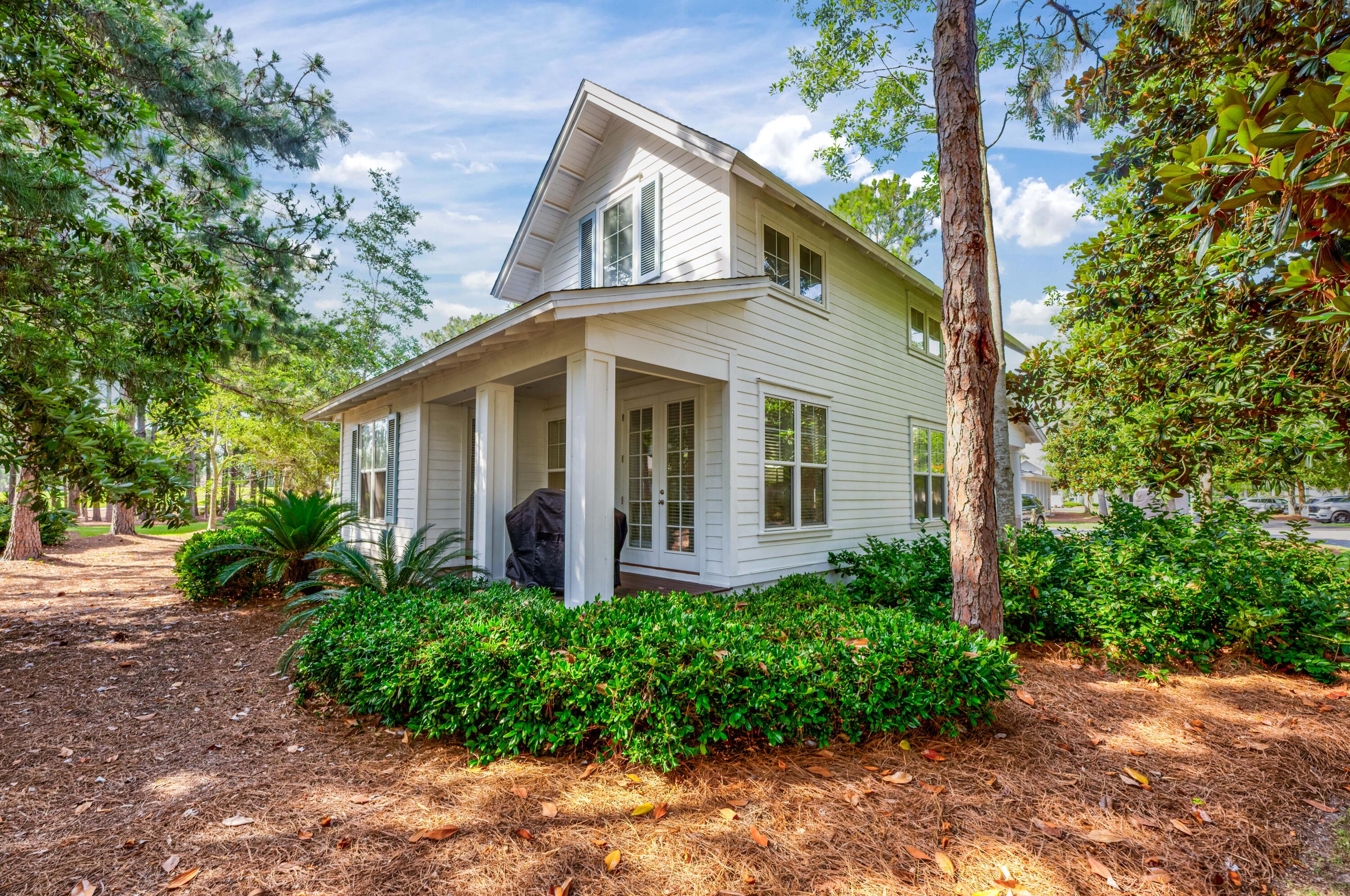 LAUREL GROVE - Residential