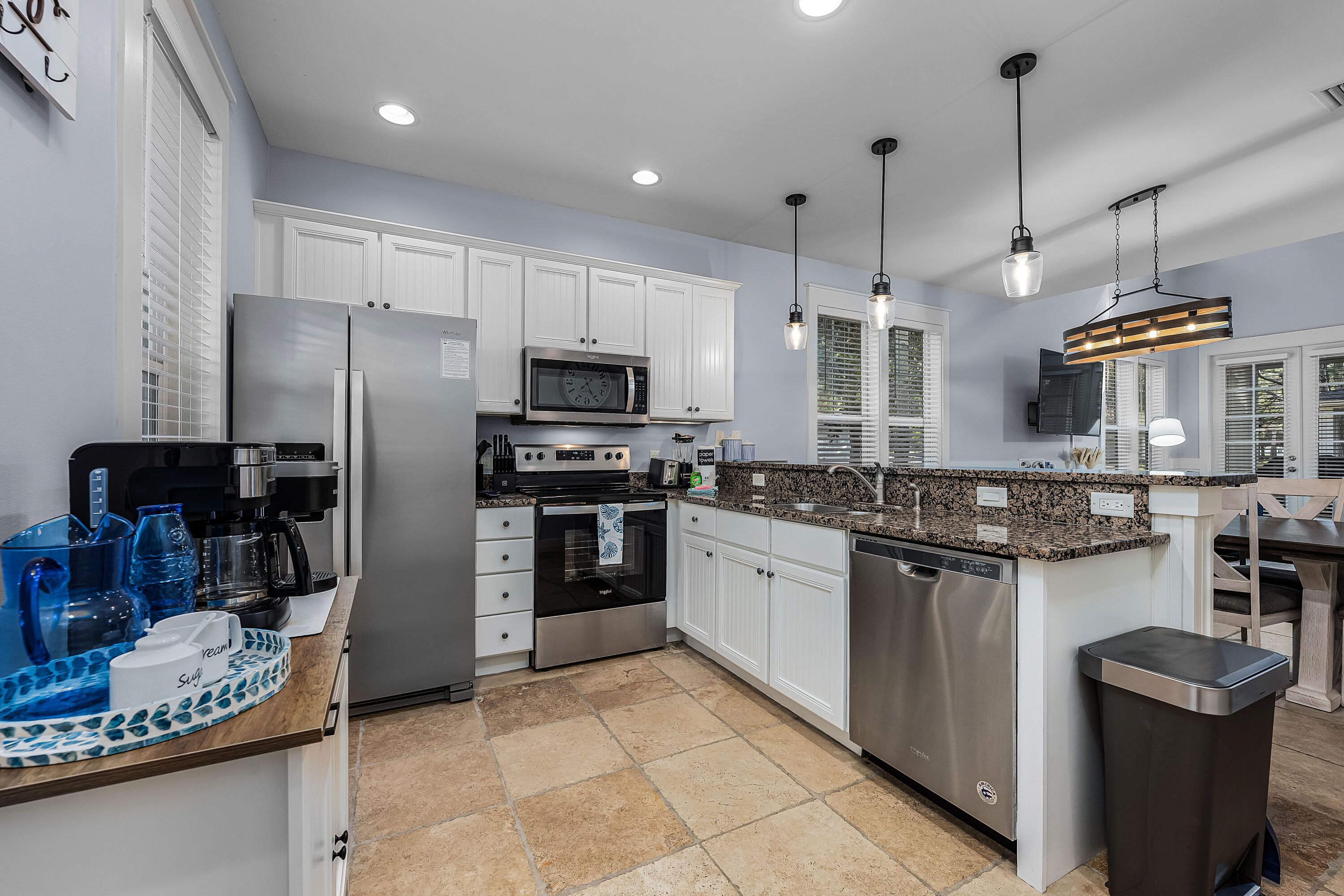 LAUREL GROVE - Residential