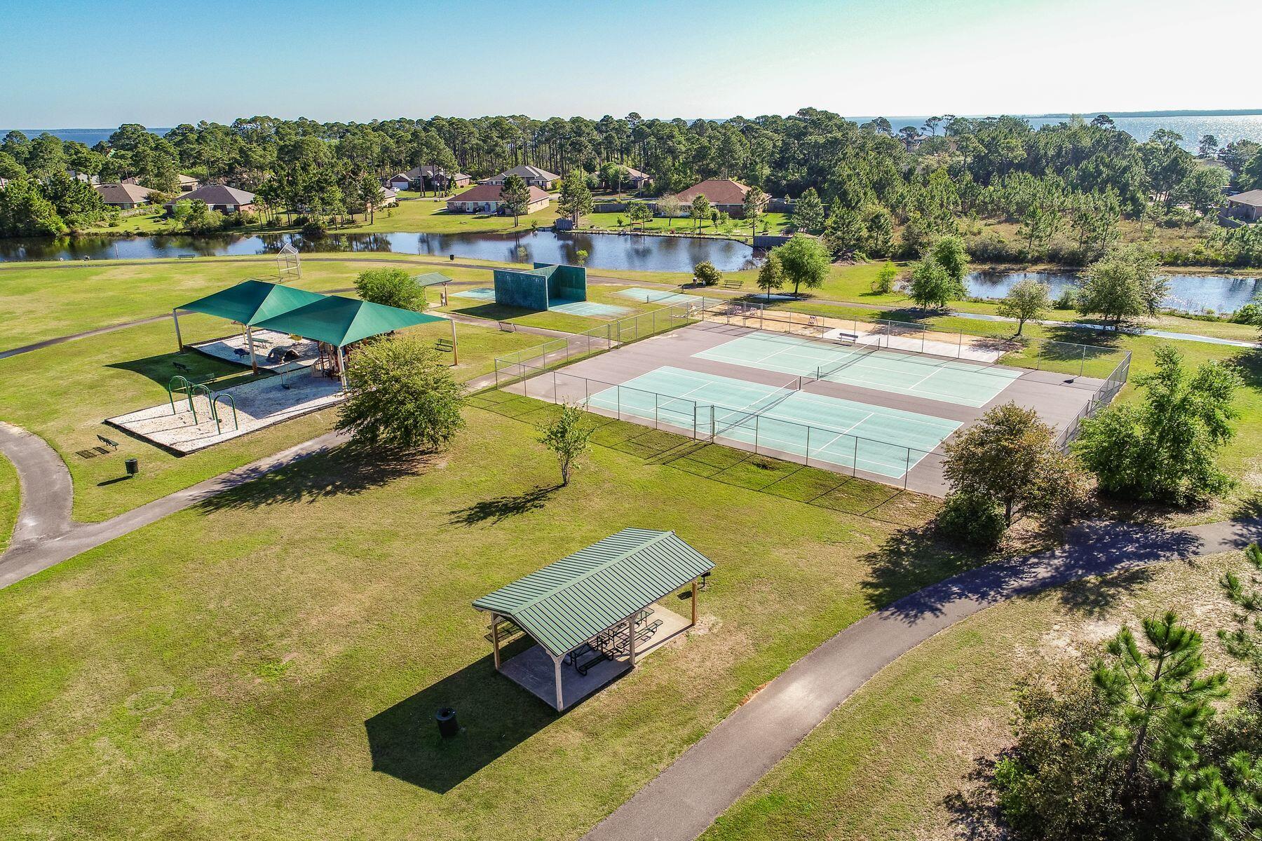 DRIFTWOOD ESTATES - Residential