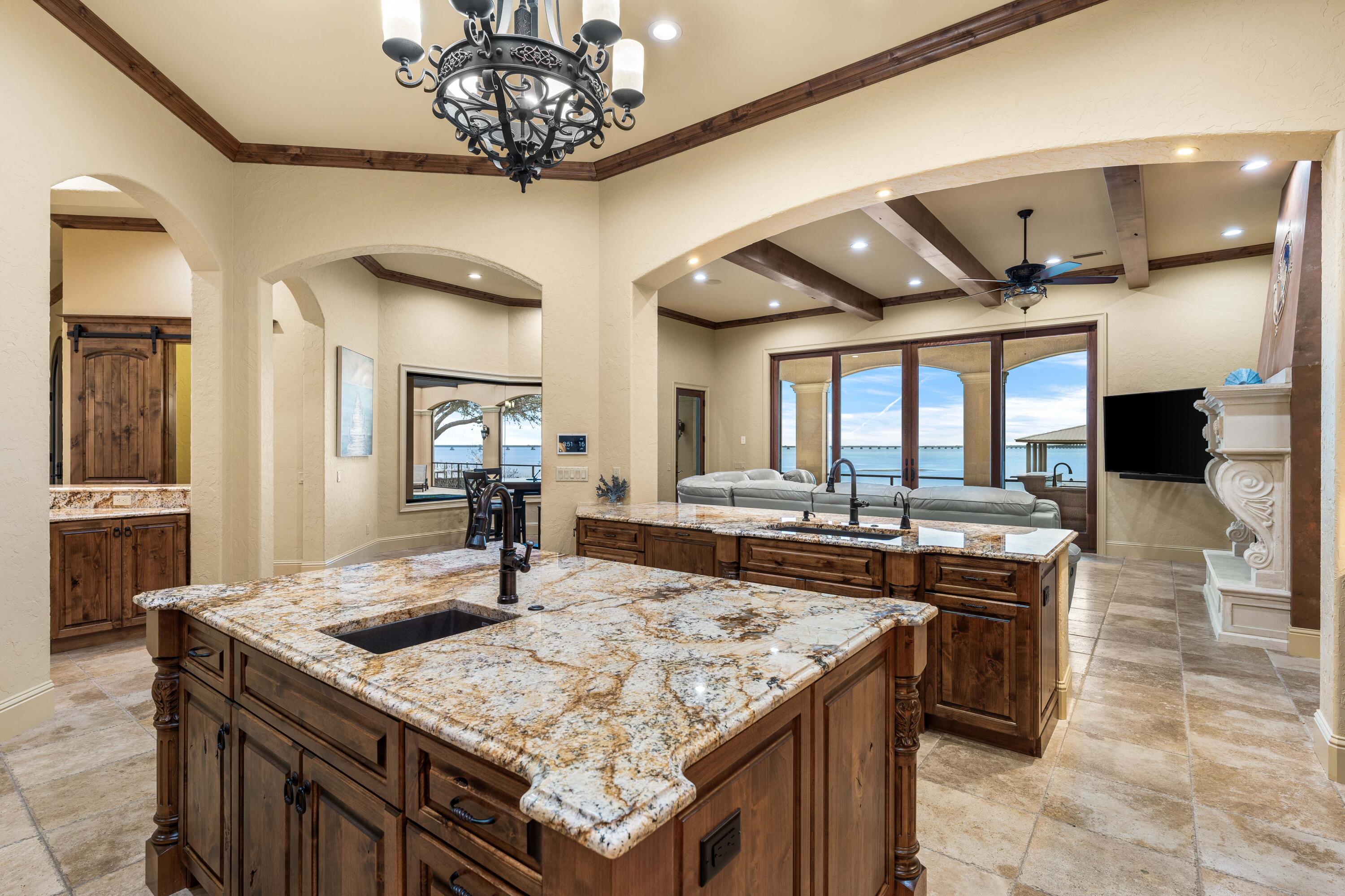 REGATTA BAY - Residential