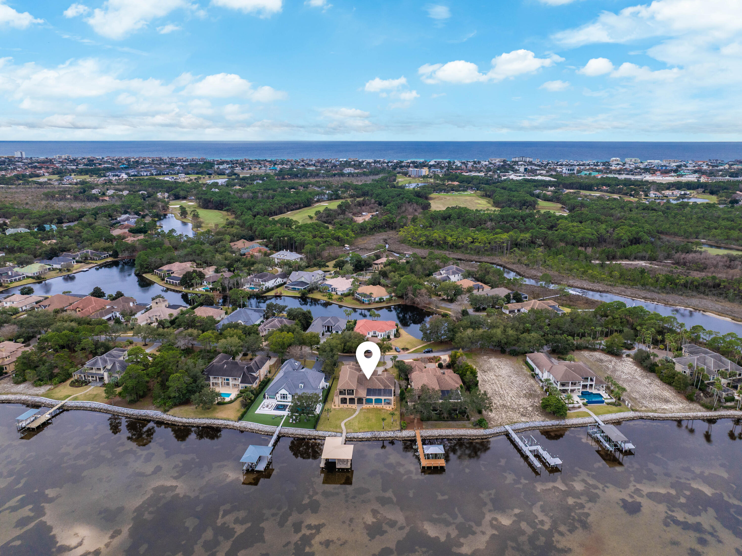 REGATTA BAY - Residential