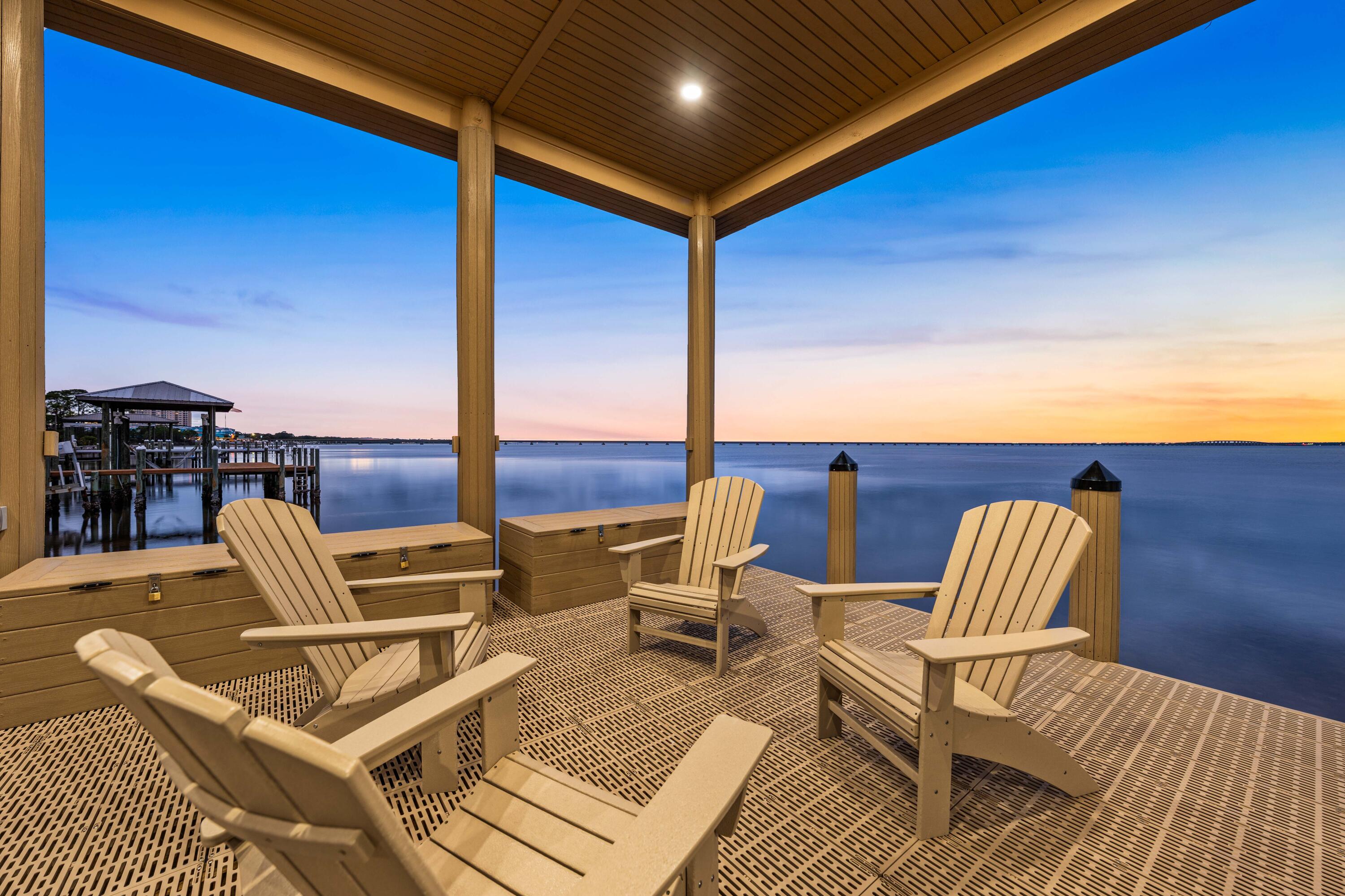 REGATTA BAY - Residential