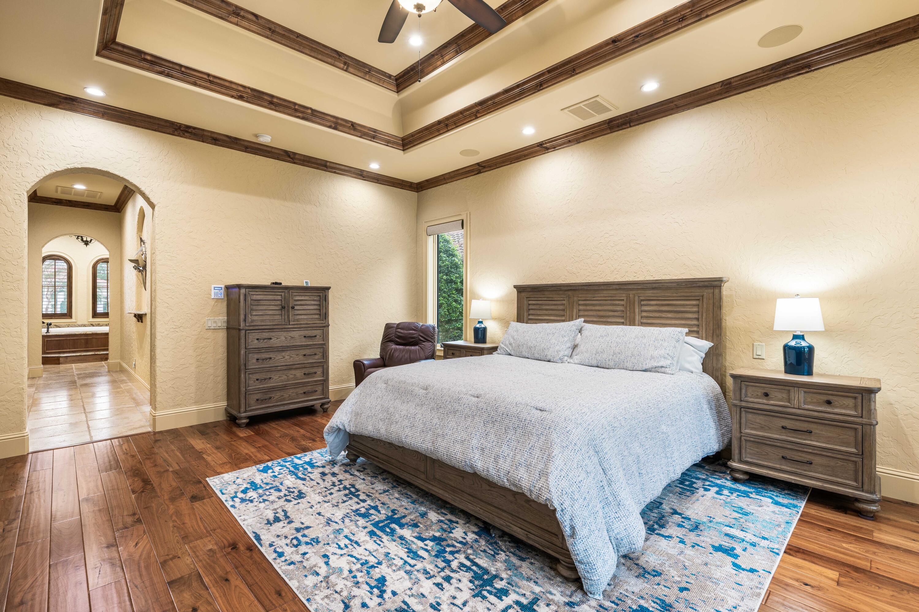 REGATTA BAY - Residential