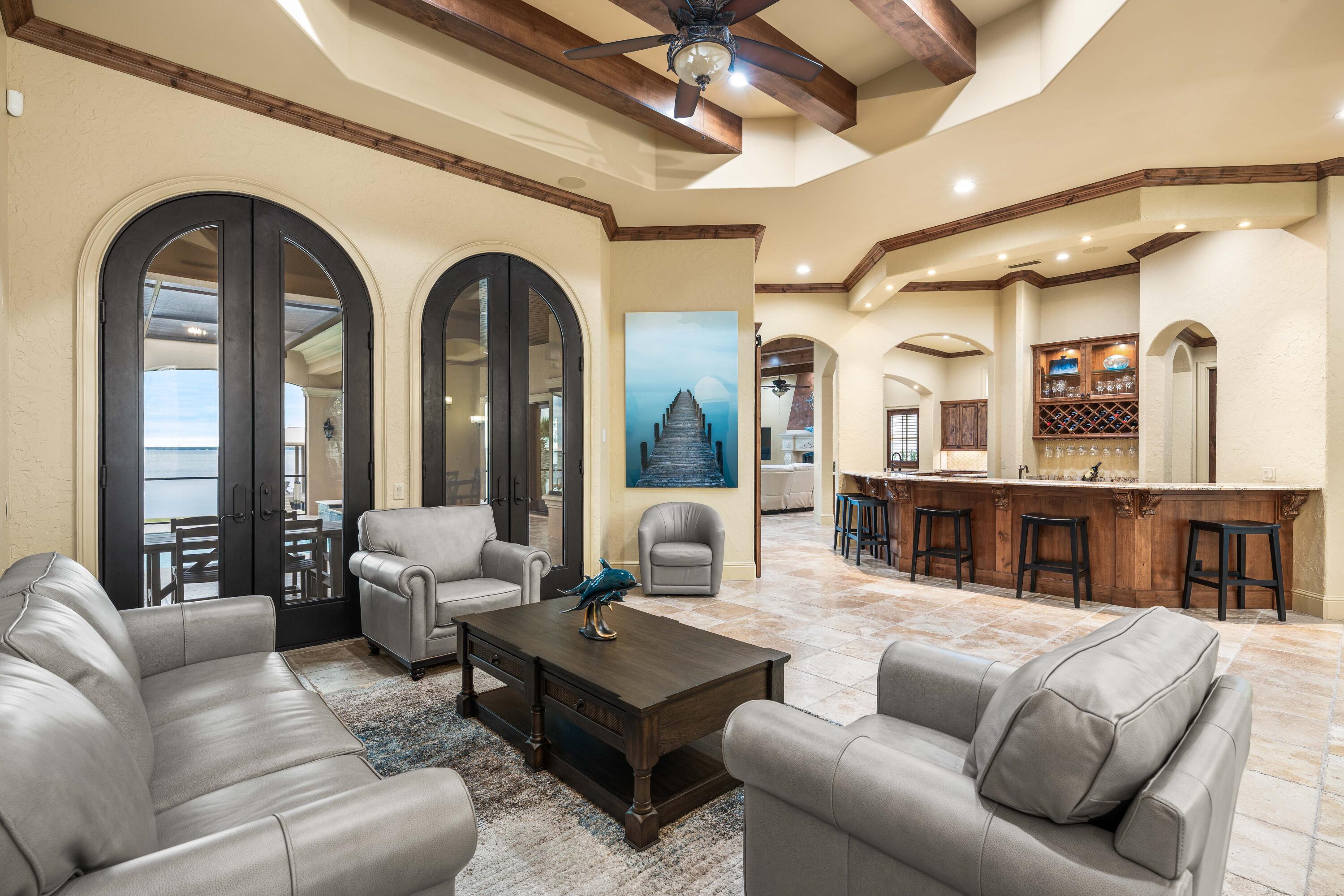 REGATTA BAY - Residential