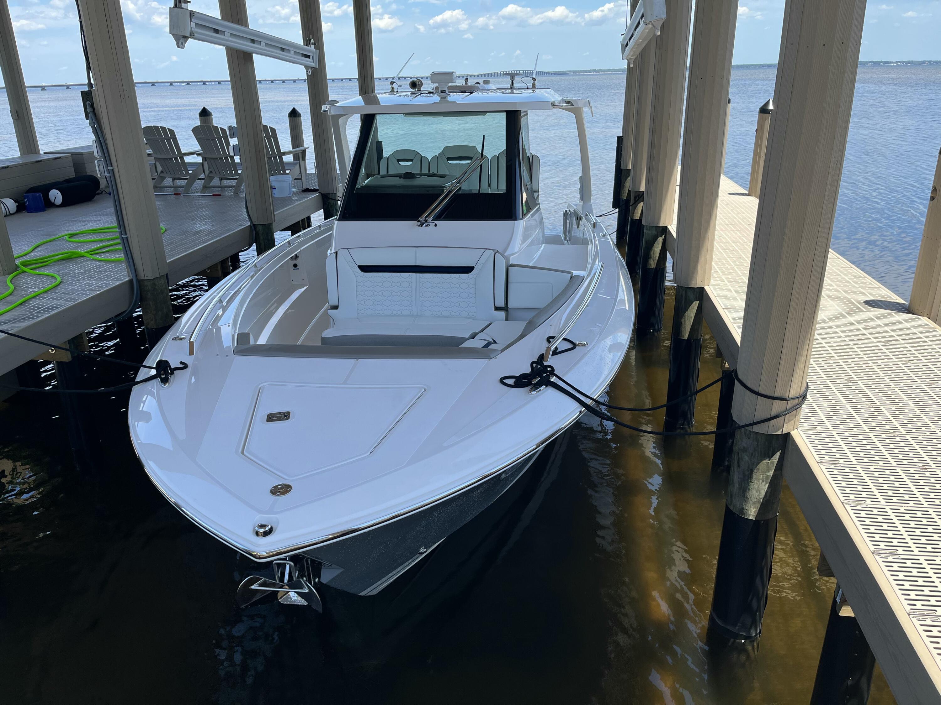 REGATTA BAY - Residential