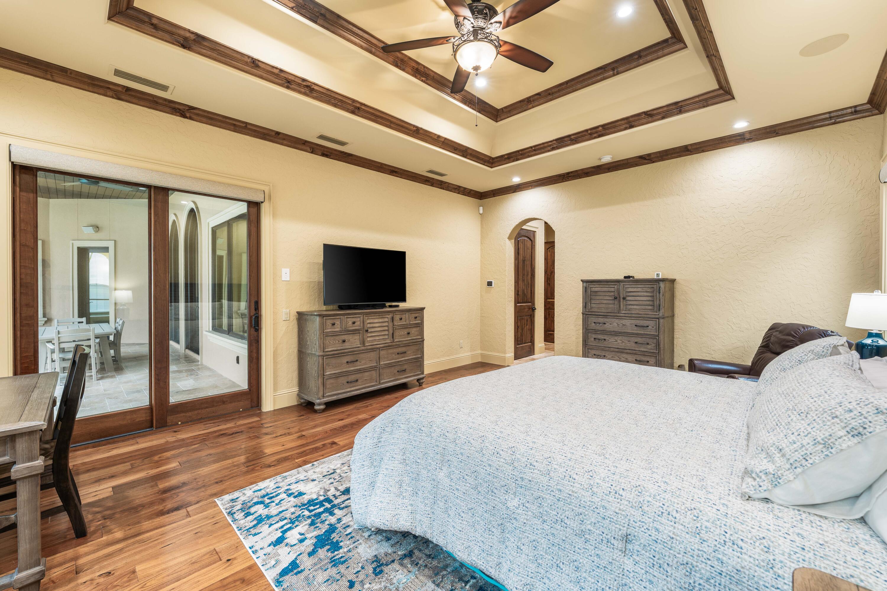 REGATTA BAY - Residential