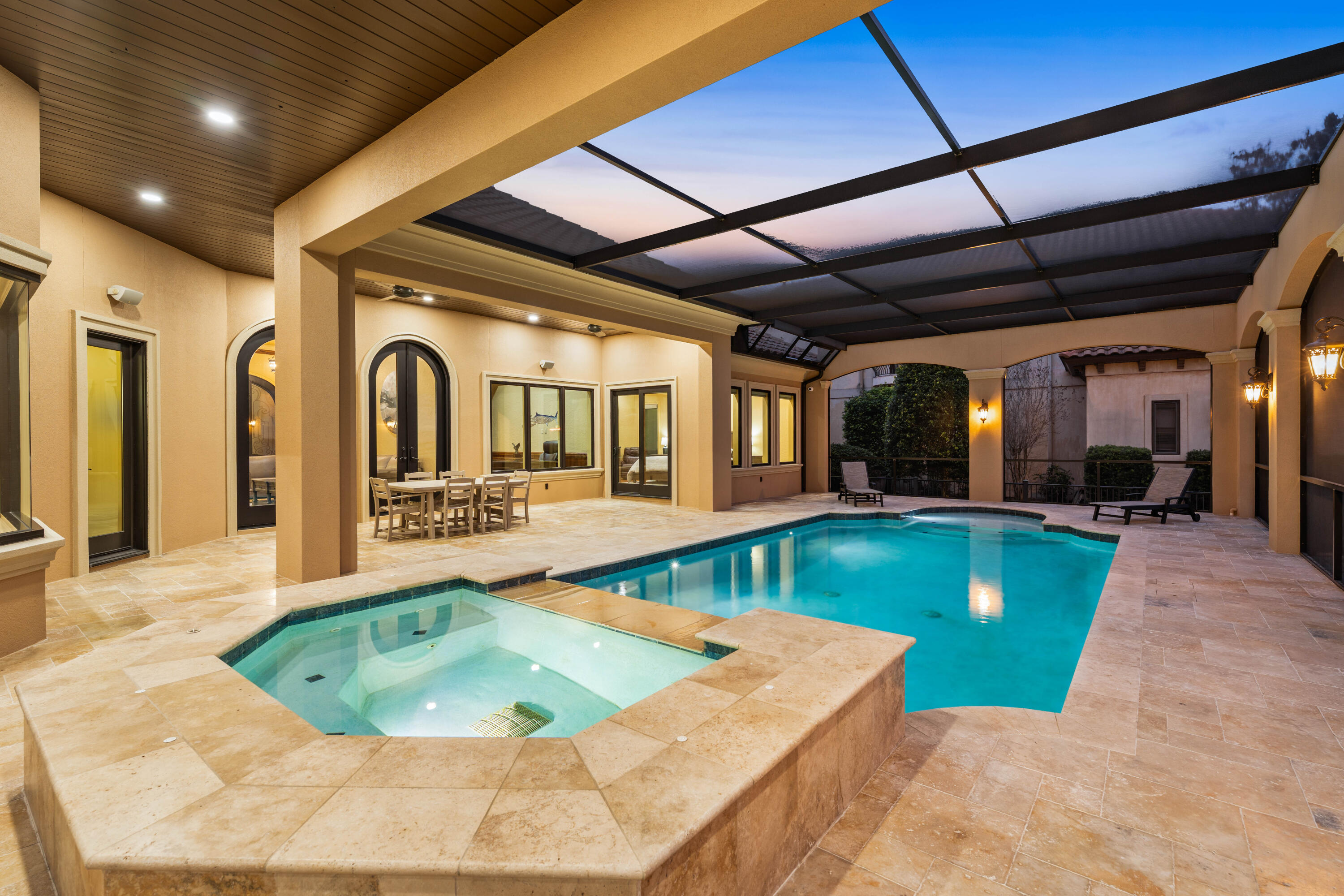 REGATTA BAY - Residential