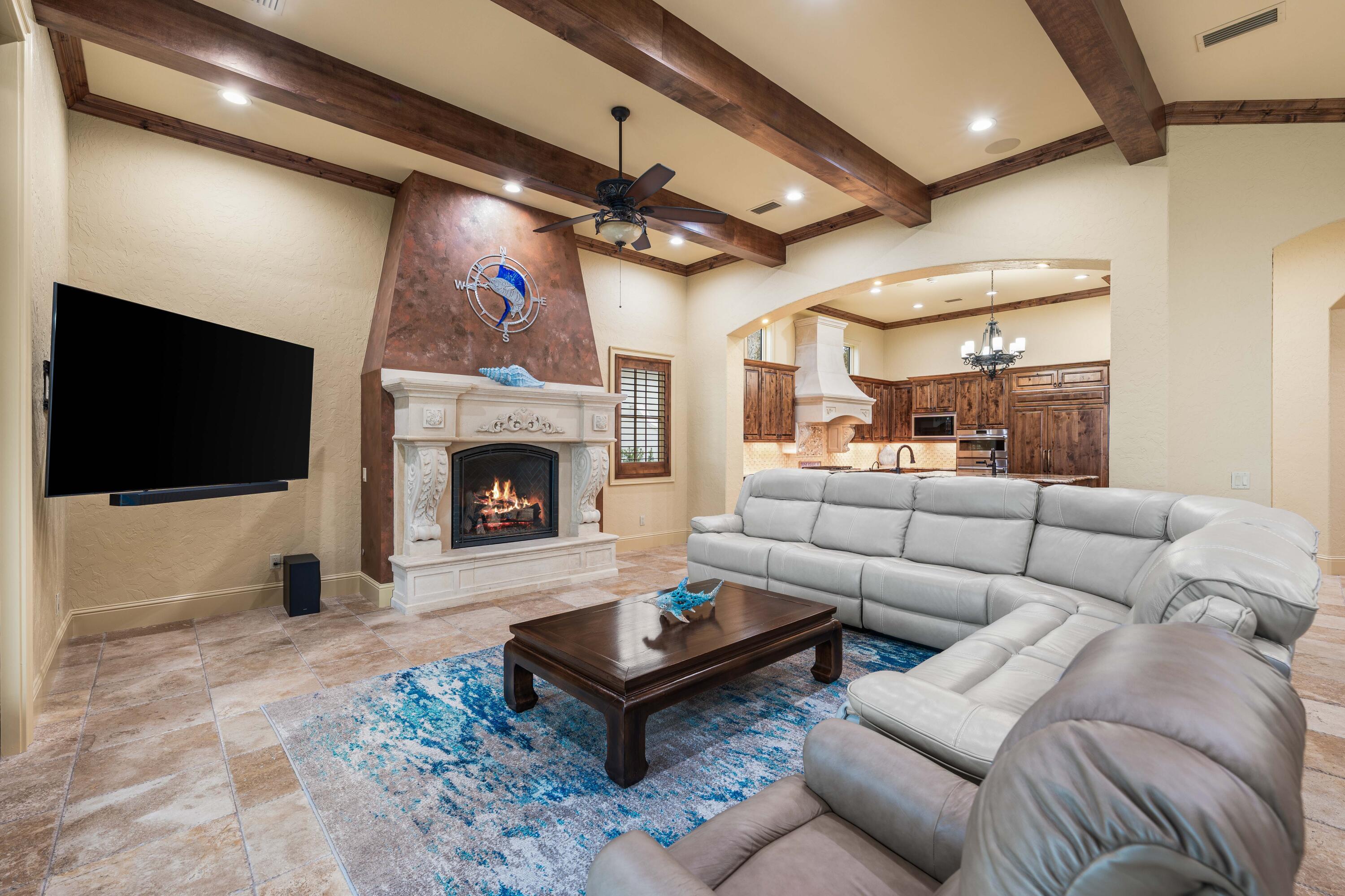 REGATTA BAY - Residential