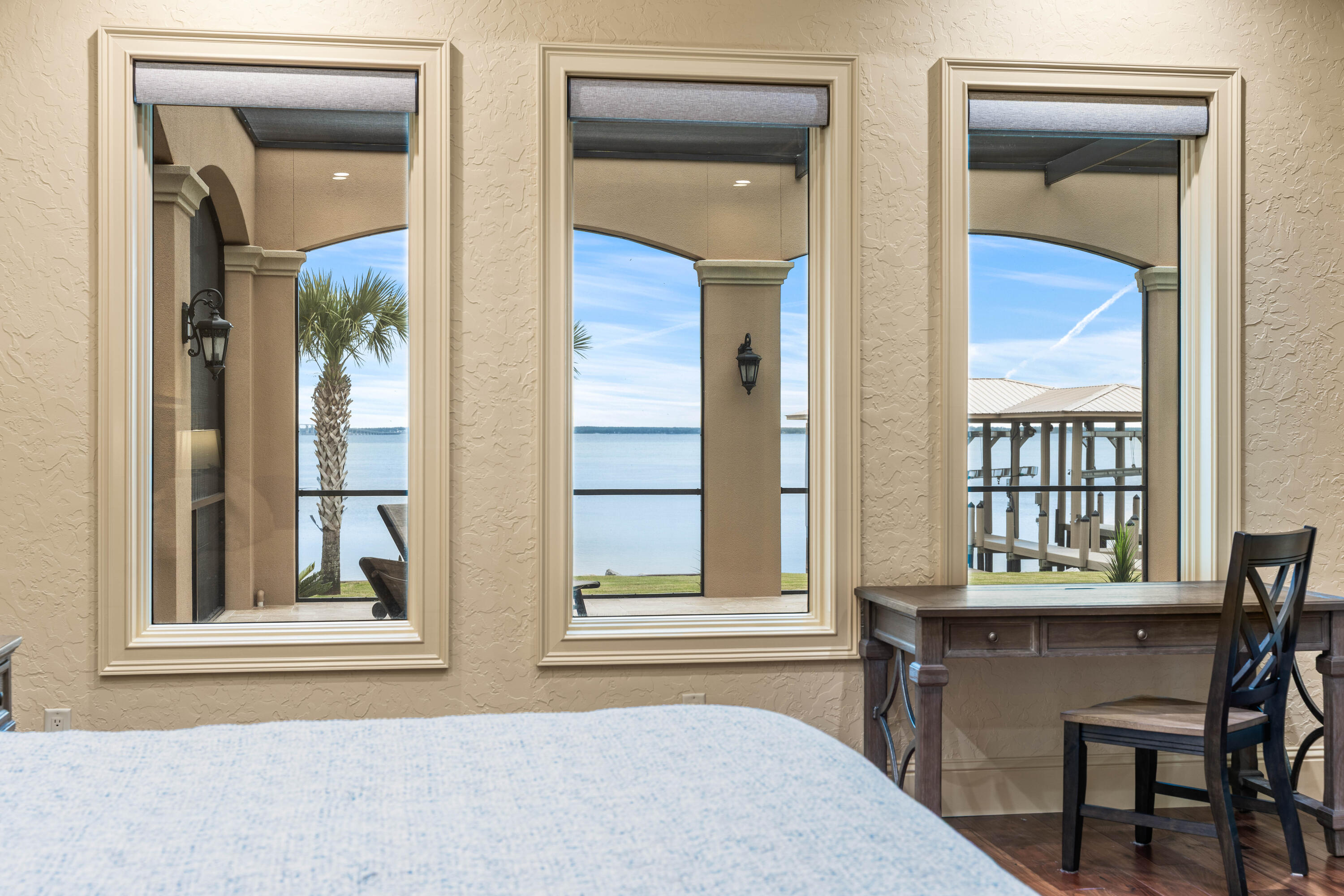 REGATTA BAY - Residential