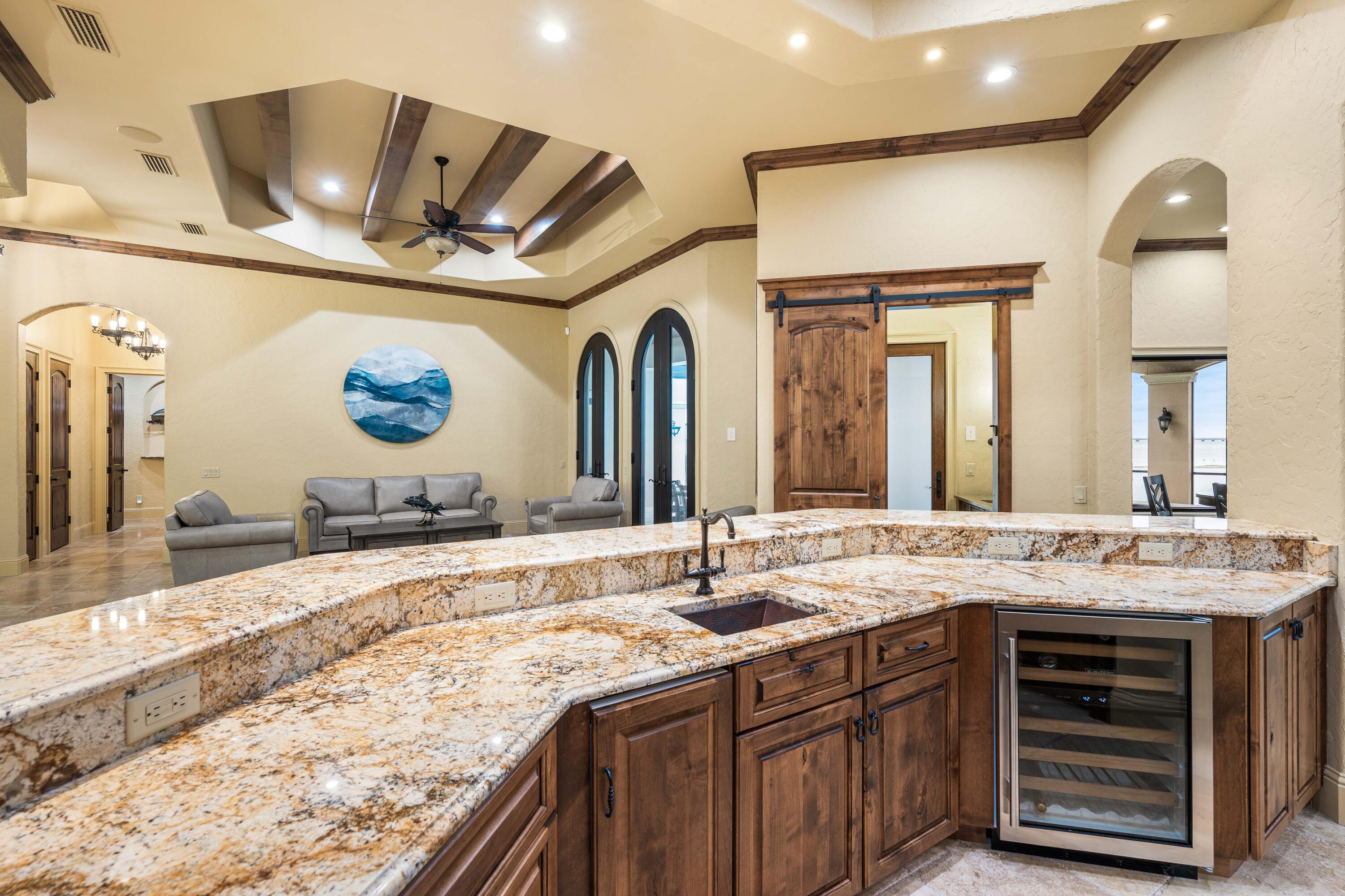 REGATTA BAY - Residential