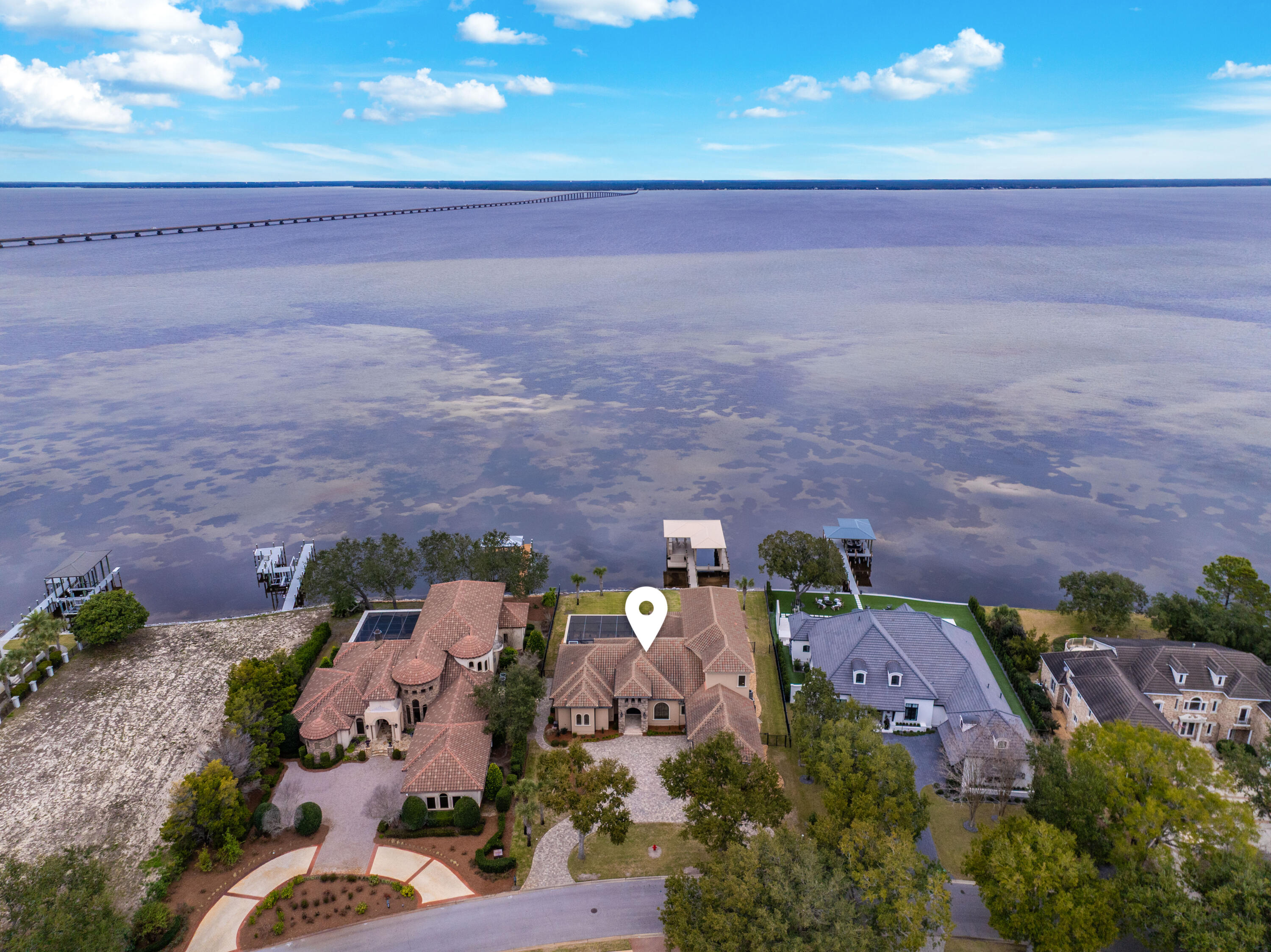 REGATTA BAY - Residential