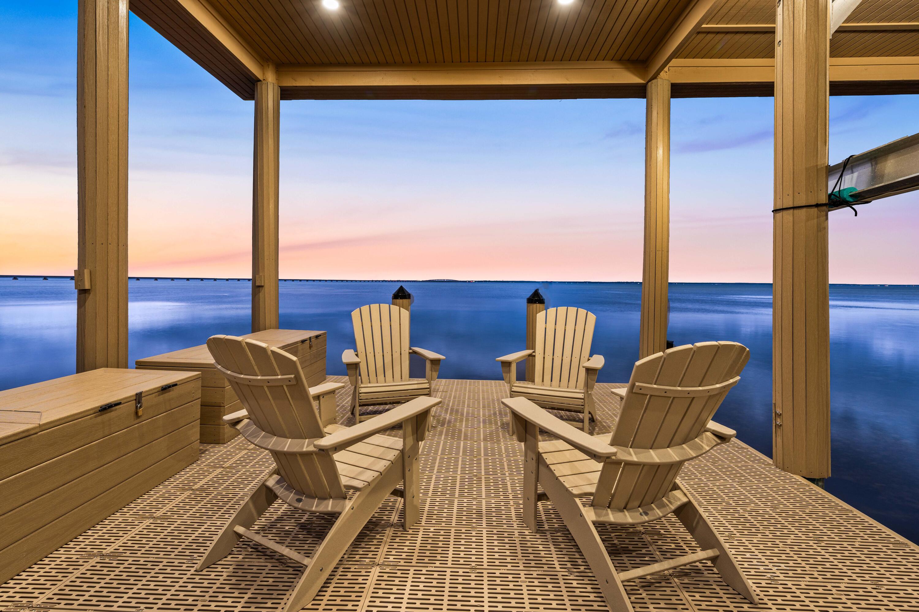 REGATTA BAY - Residential