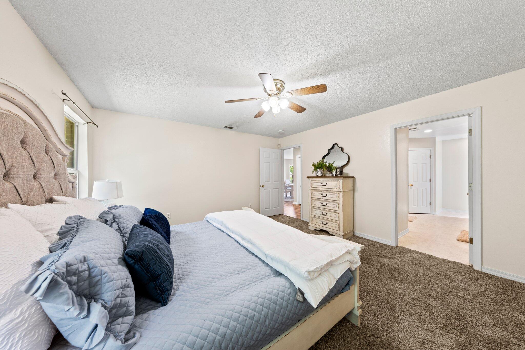 WESTVIEW ESTATES - Residential