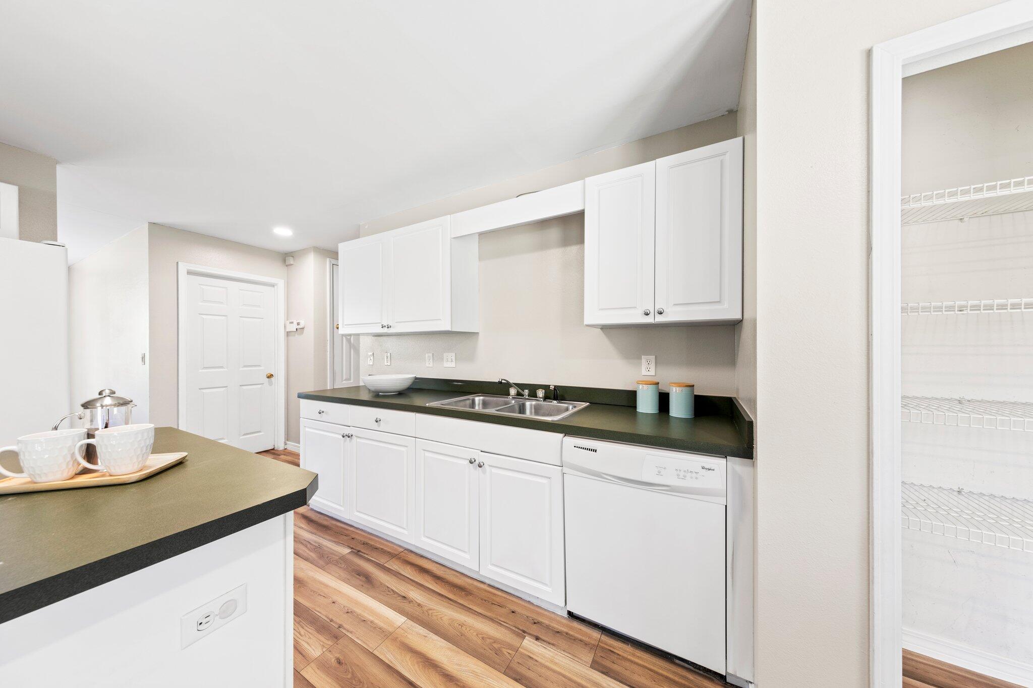 WESTVIEW ESTATES - Residential