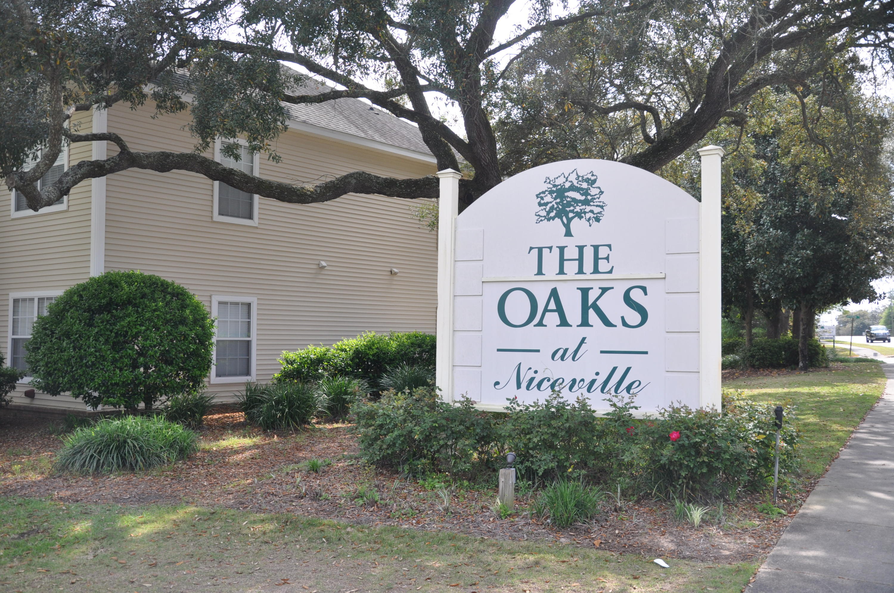the Oaks at Niceville condo, unit 219 - Residential