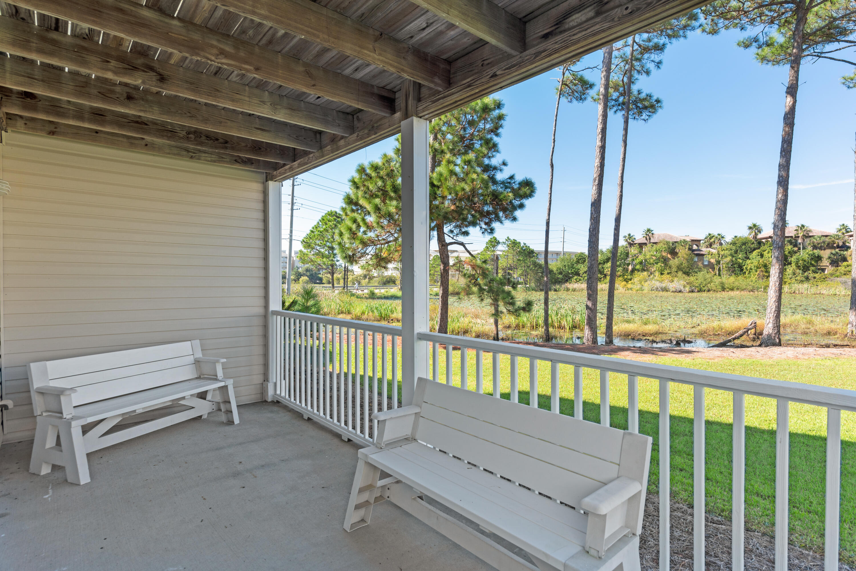 SUMMERLAKE T/H - Residential