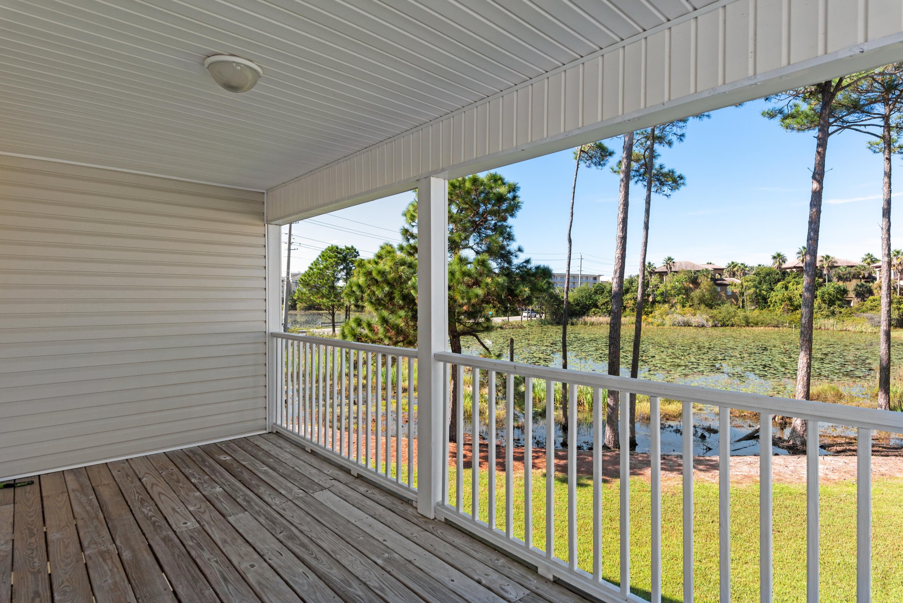 SUMMERLAKE T/H - Residential