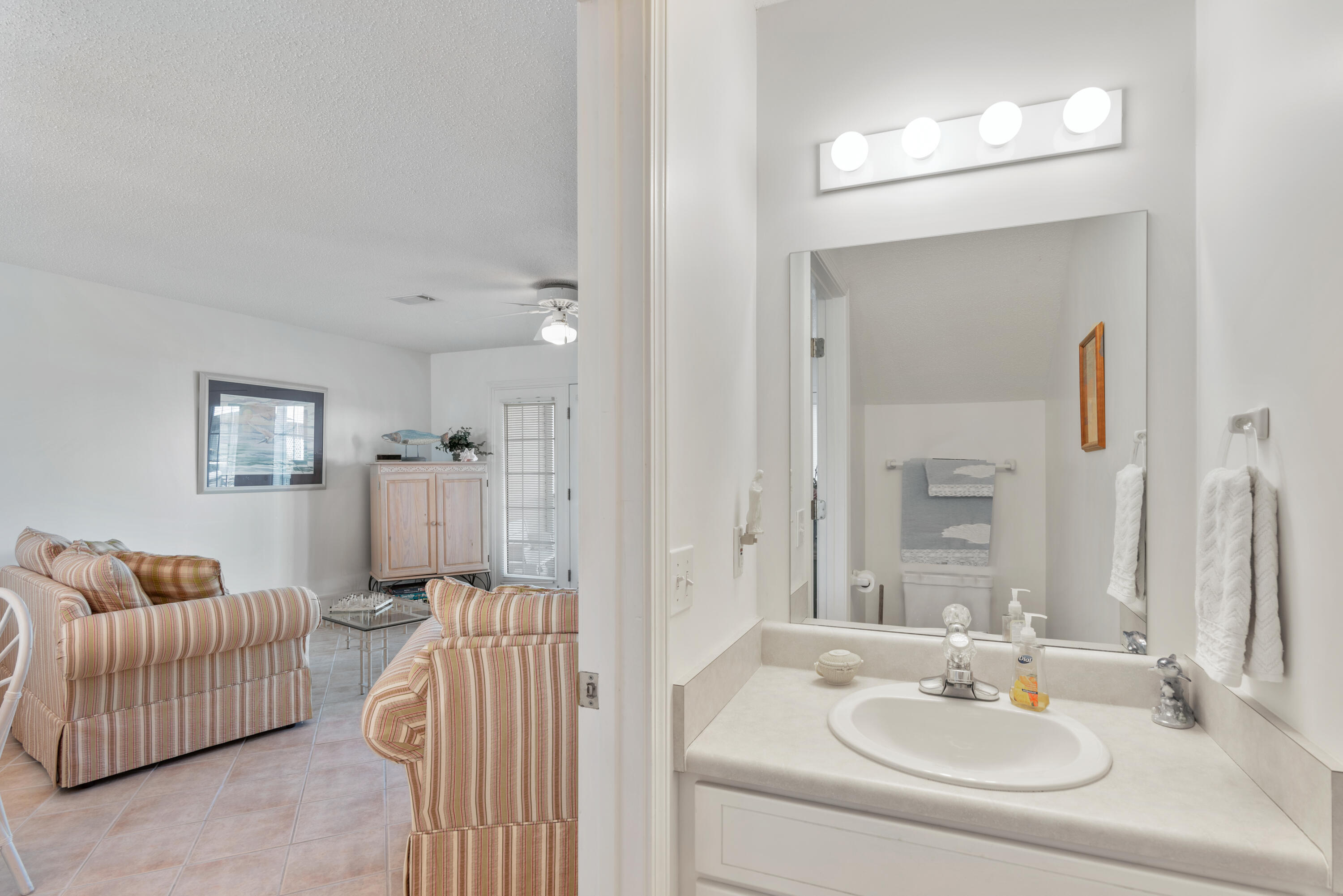 SUMMERLAKE T/H - Residential