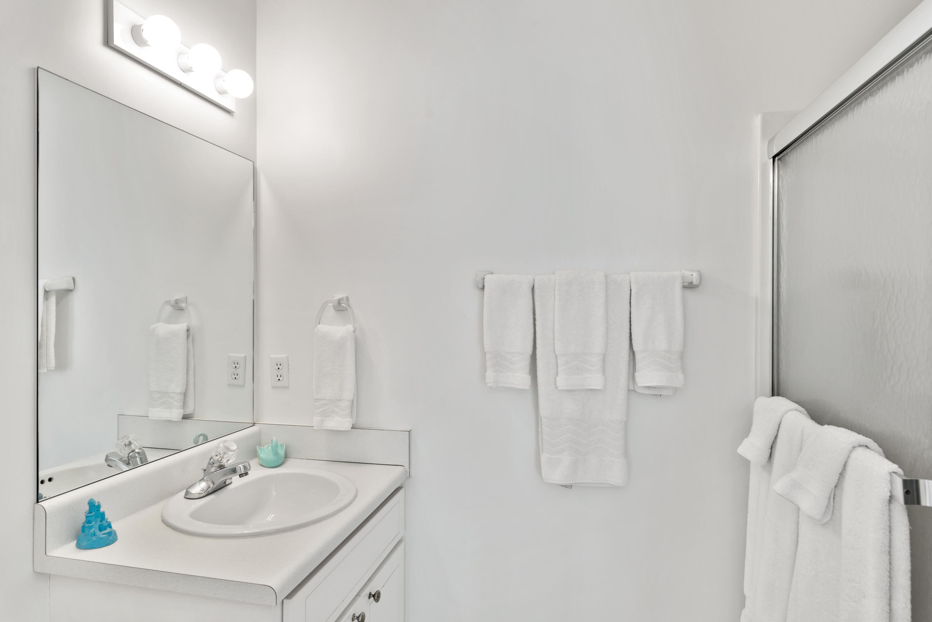 SUMMERLAKE T/H - Residential