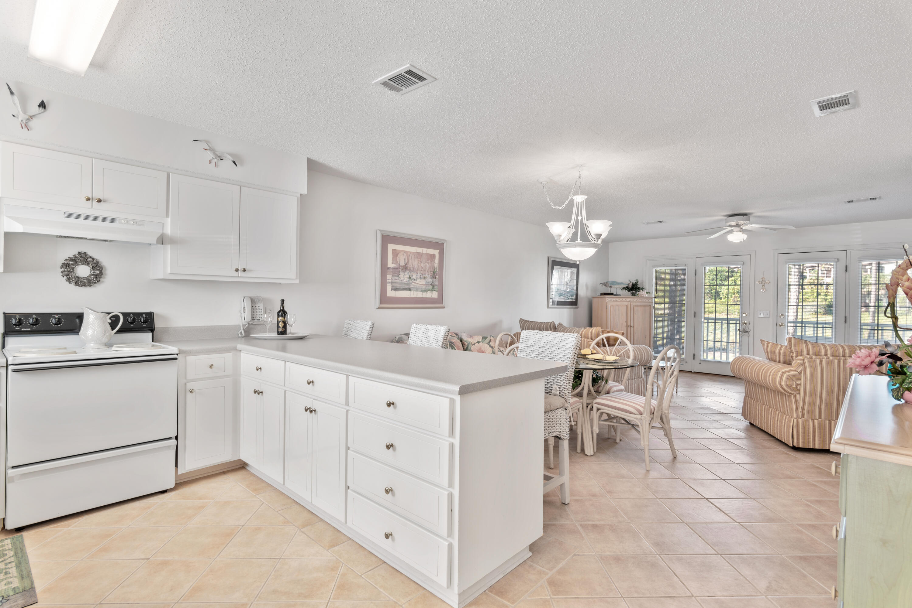 SUMMERLAKE T/H - Residential