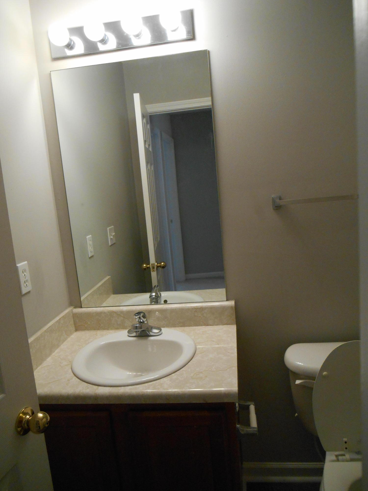 ROLLING PINES - Residential Lease