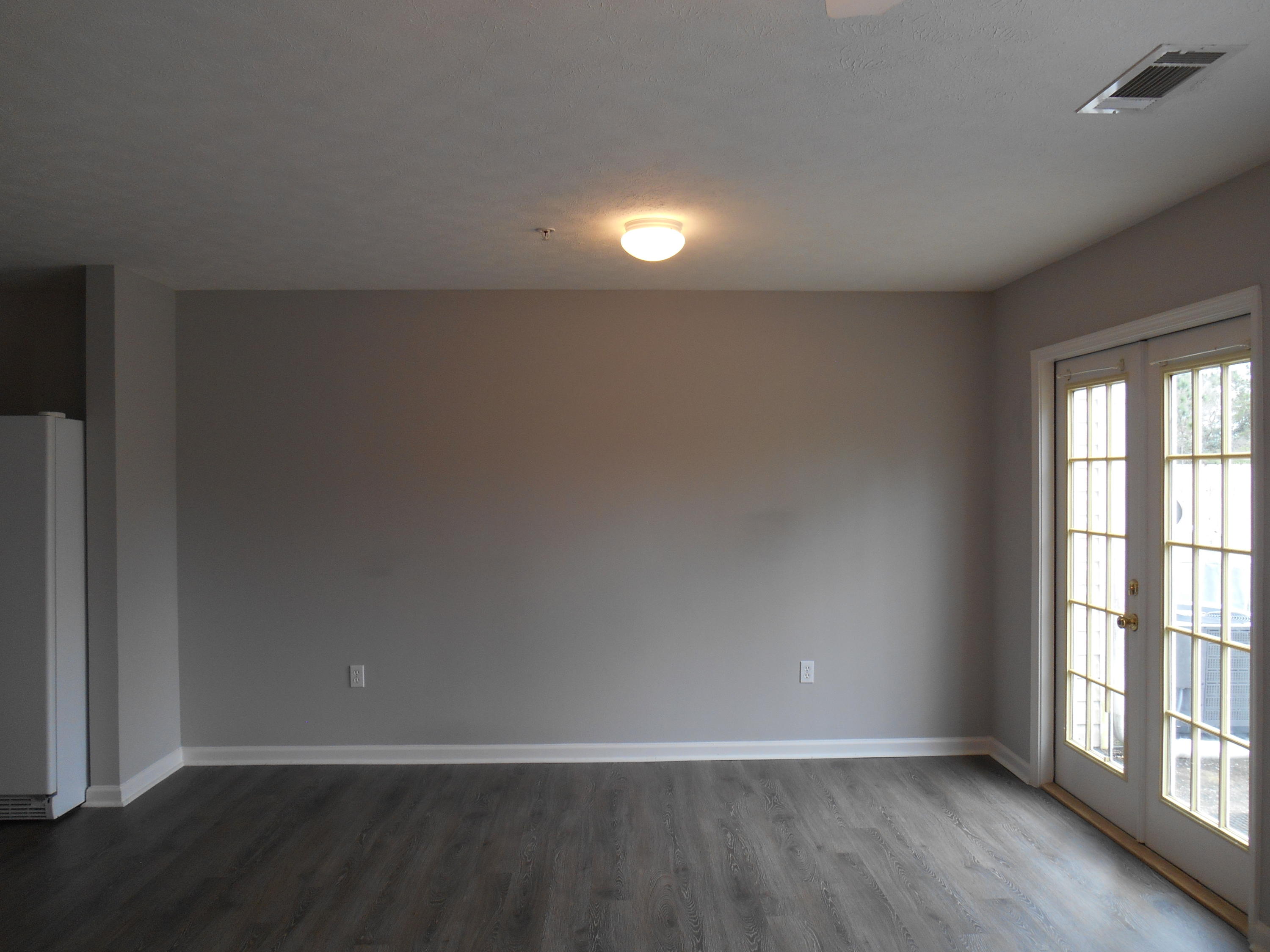 ROLLING PINES - Residential Lease