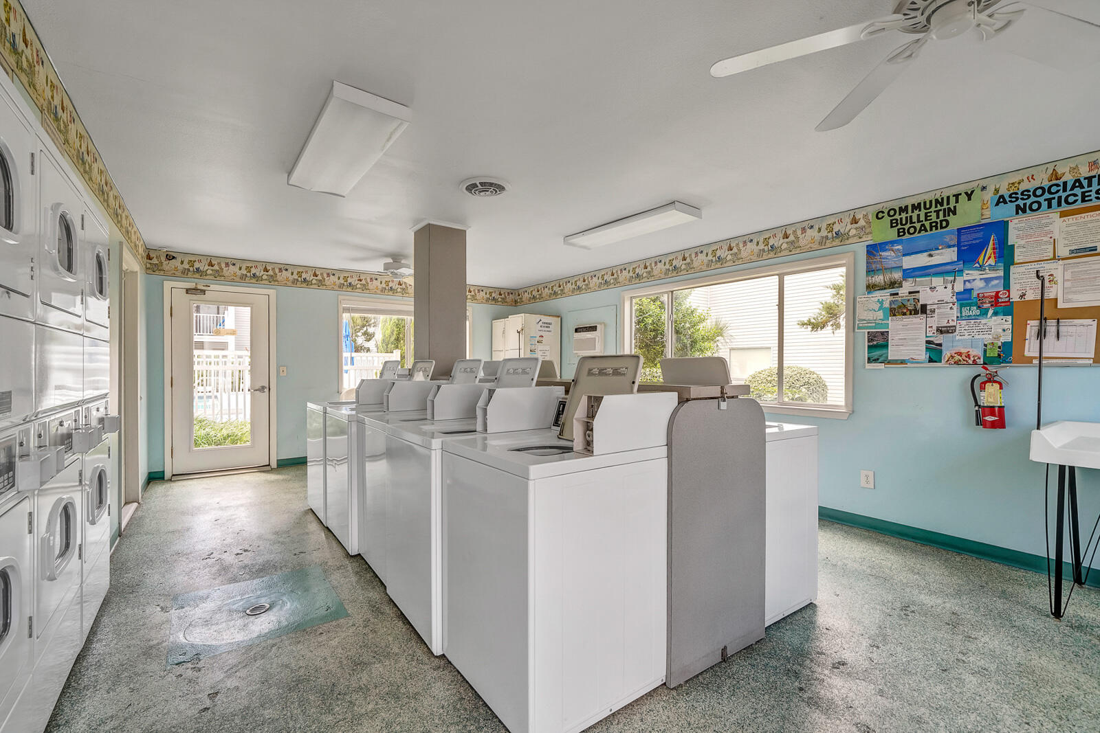 FINISTERRA CONDO - Residential