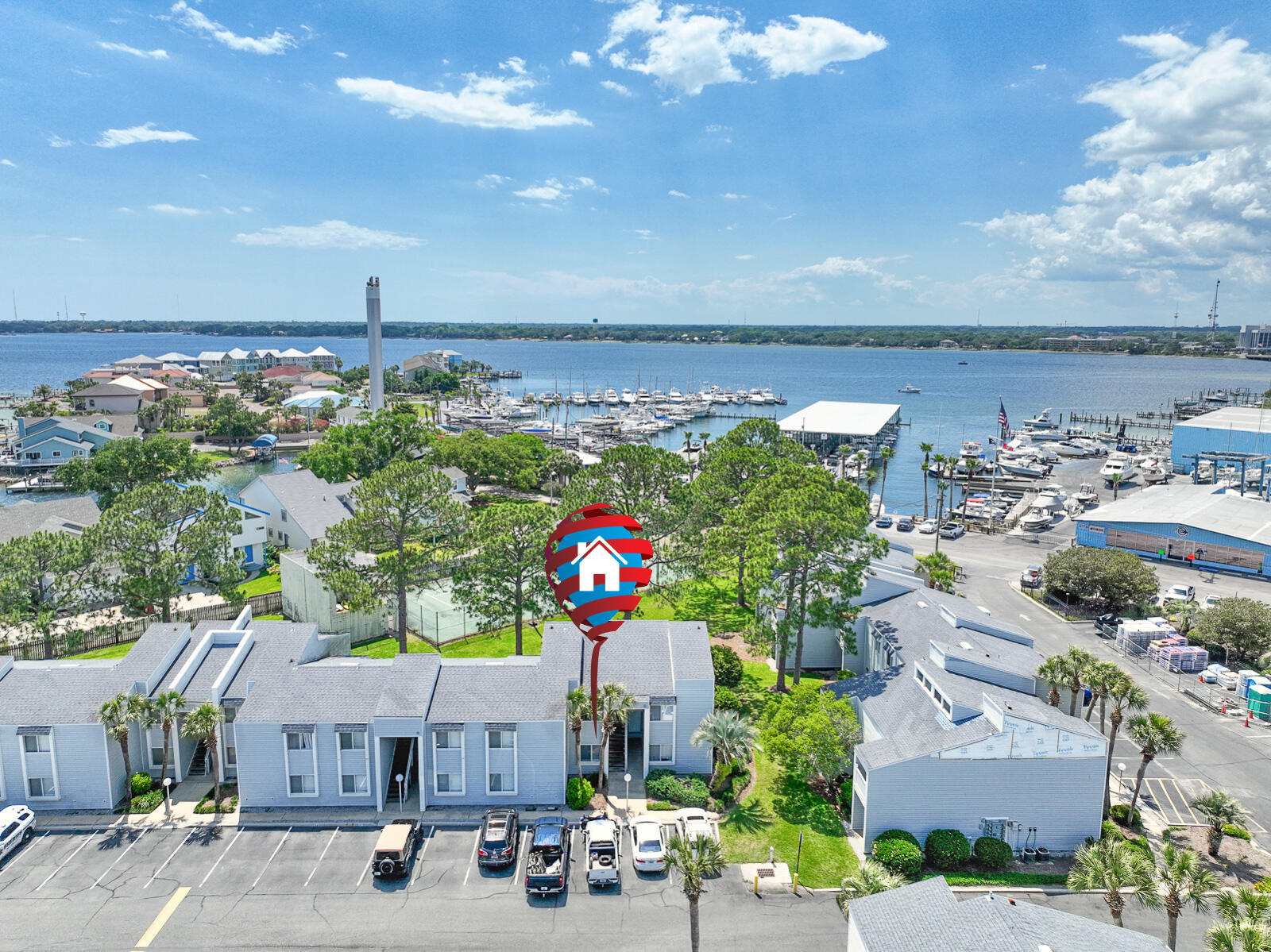 FINISTERRA CONDO - Residential