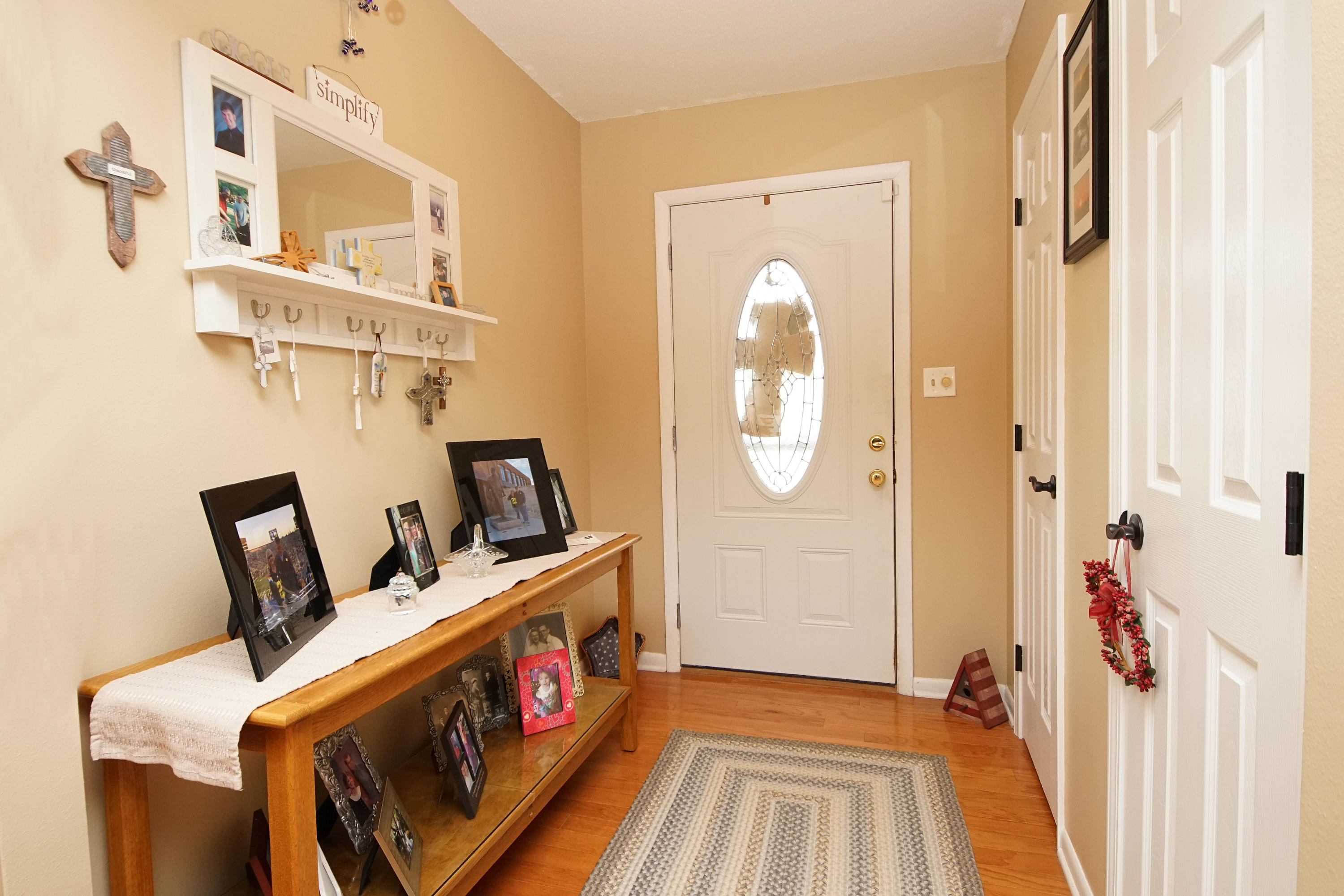 MARY ESTHER MANOR 1ST ADDN - Residential