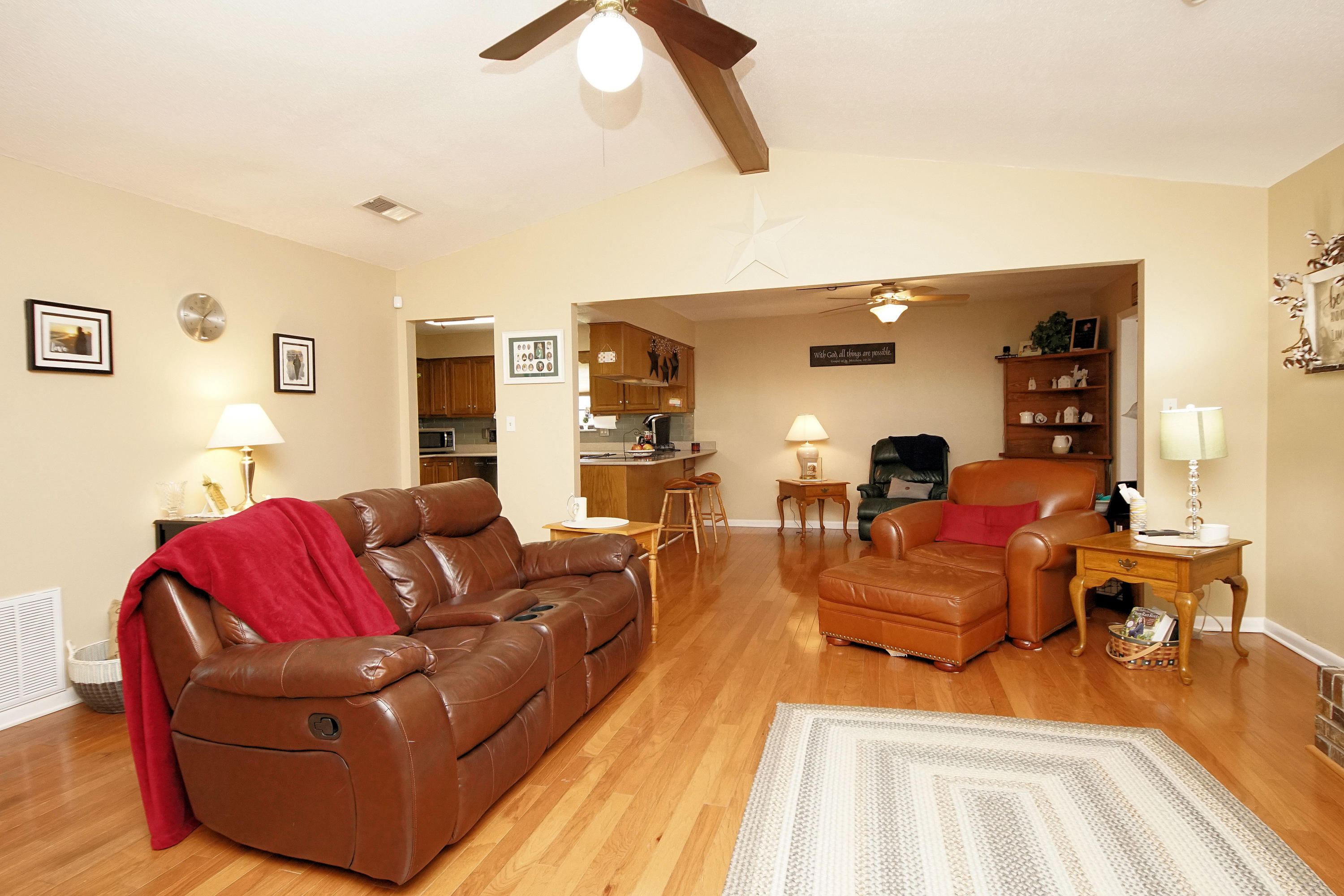 MARY ESTHER MANOR 1ST ADDN - Residential