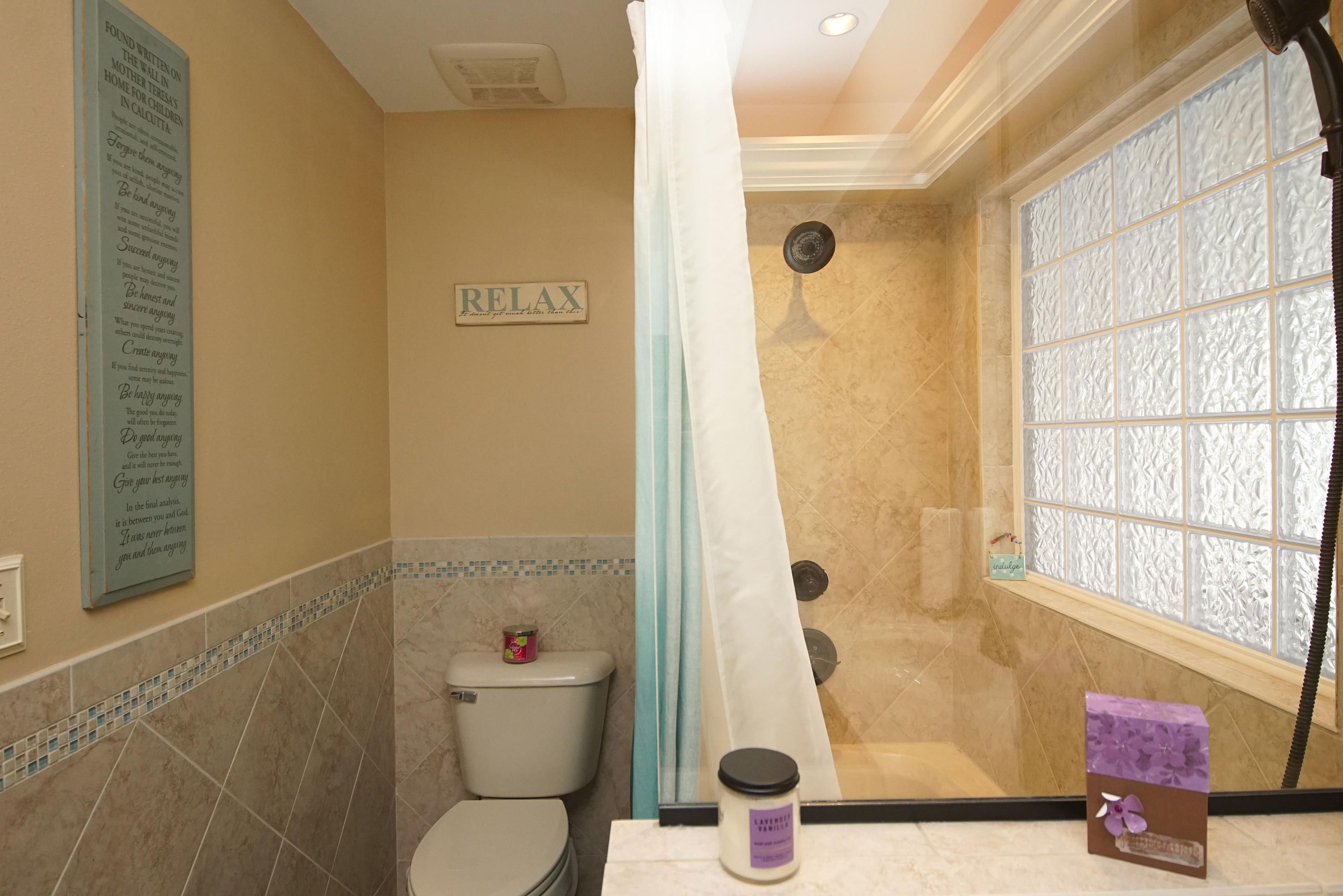 MARY ESTHER MANOR 1ST ADDN - Residential