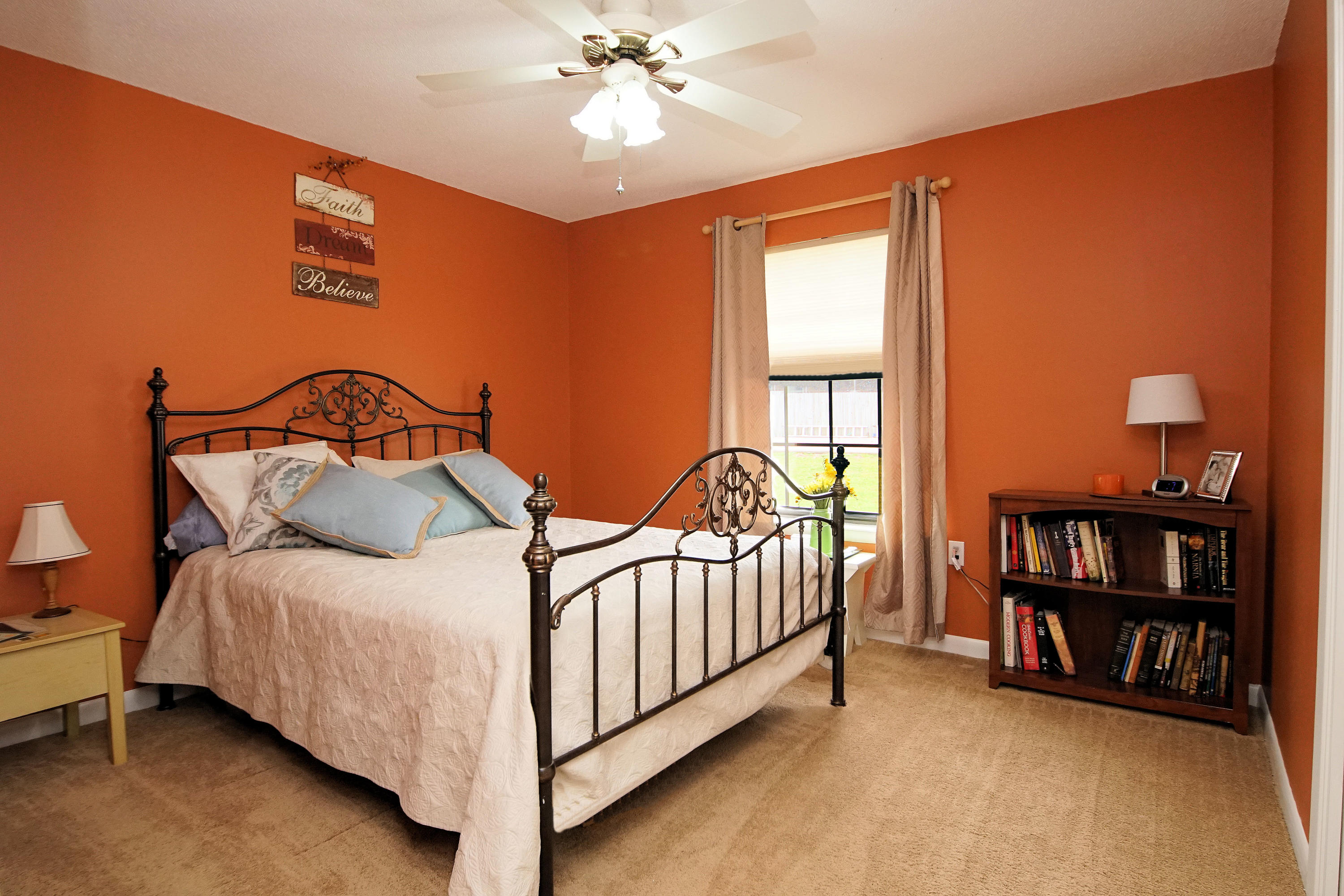 MARY ESTHER MANOR 1ST ADDN - Residential