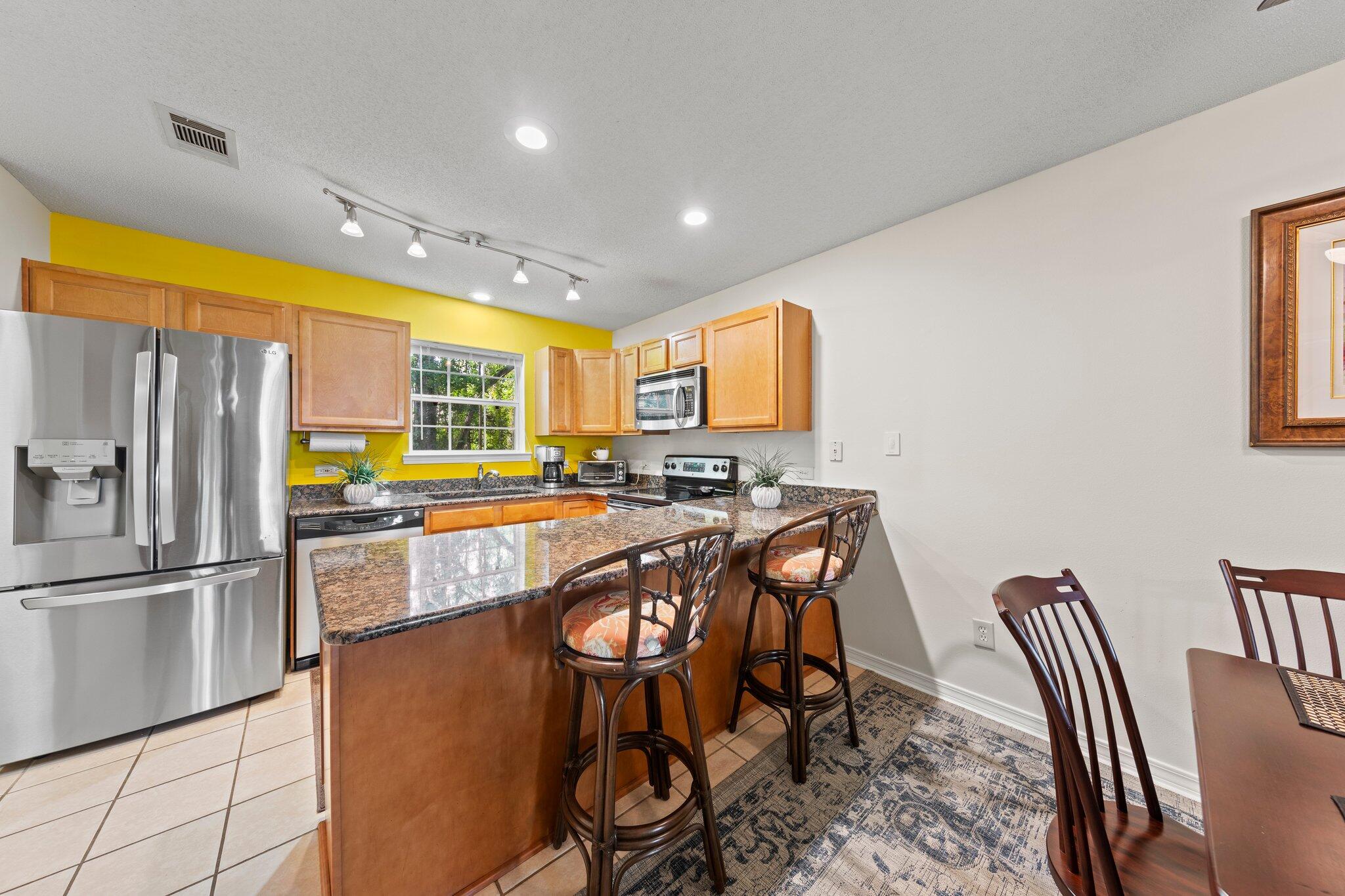 NORTHRIDGE - Residential