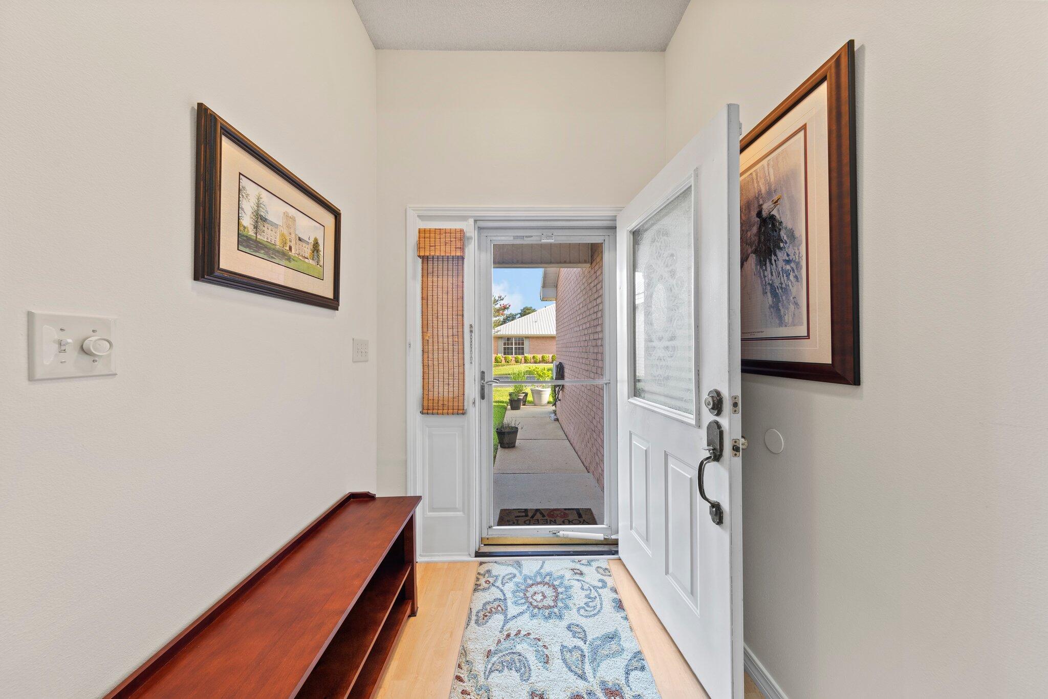 NORTHRIDGE - Residential