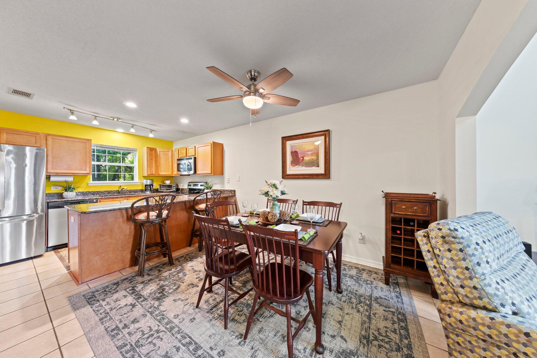 NORTHRIDGE - Residential