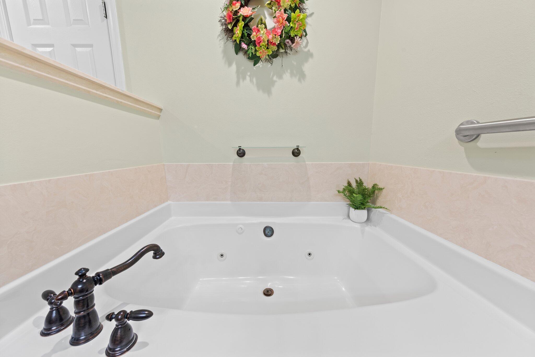 NORTHRIDGE - Residential