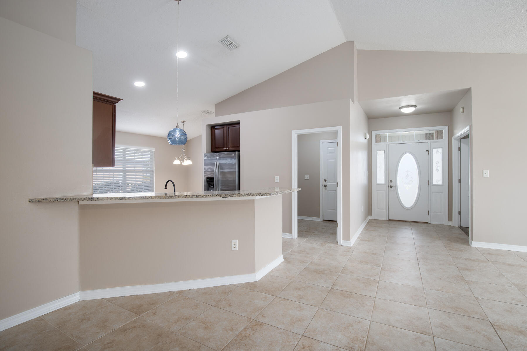 PARADISE RETREAT - Residential