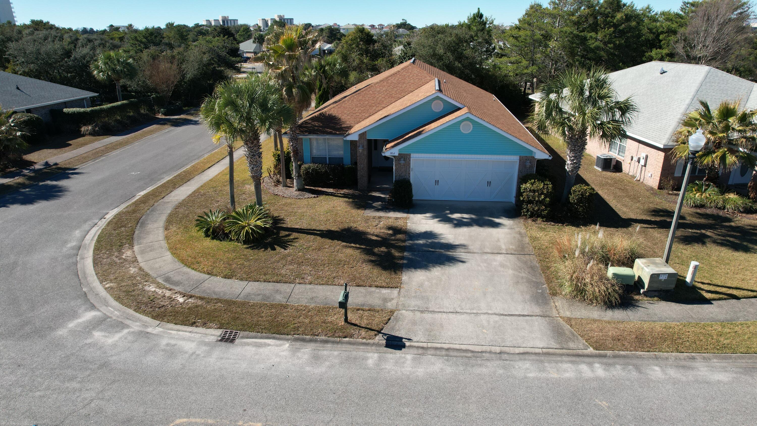 PARADISE RETREAT - Residential