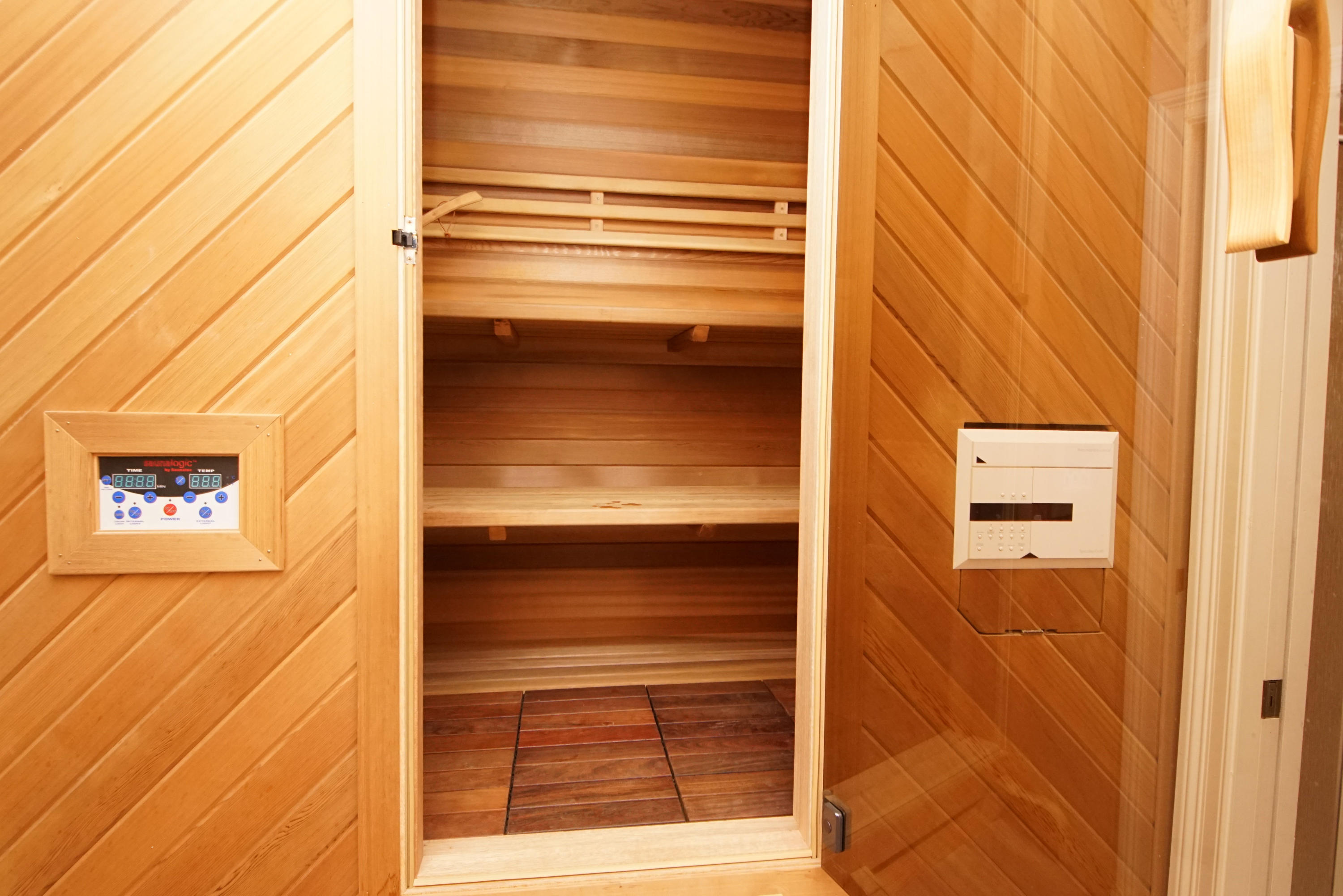 MEDITERRANEAN VILLAGE AT BLUEWATER BAY - Residential