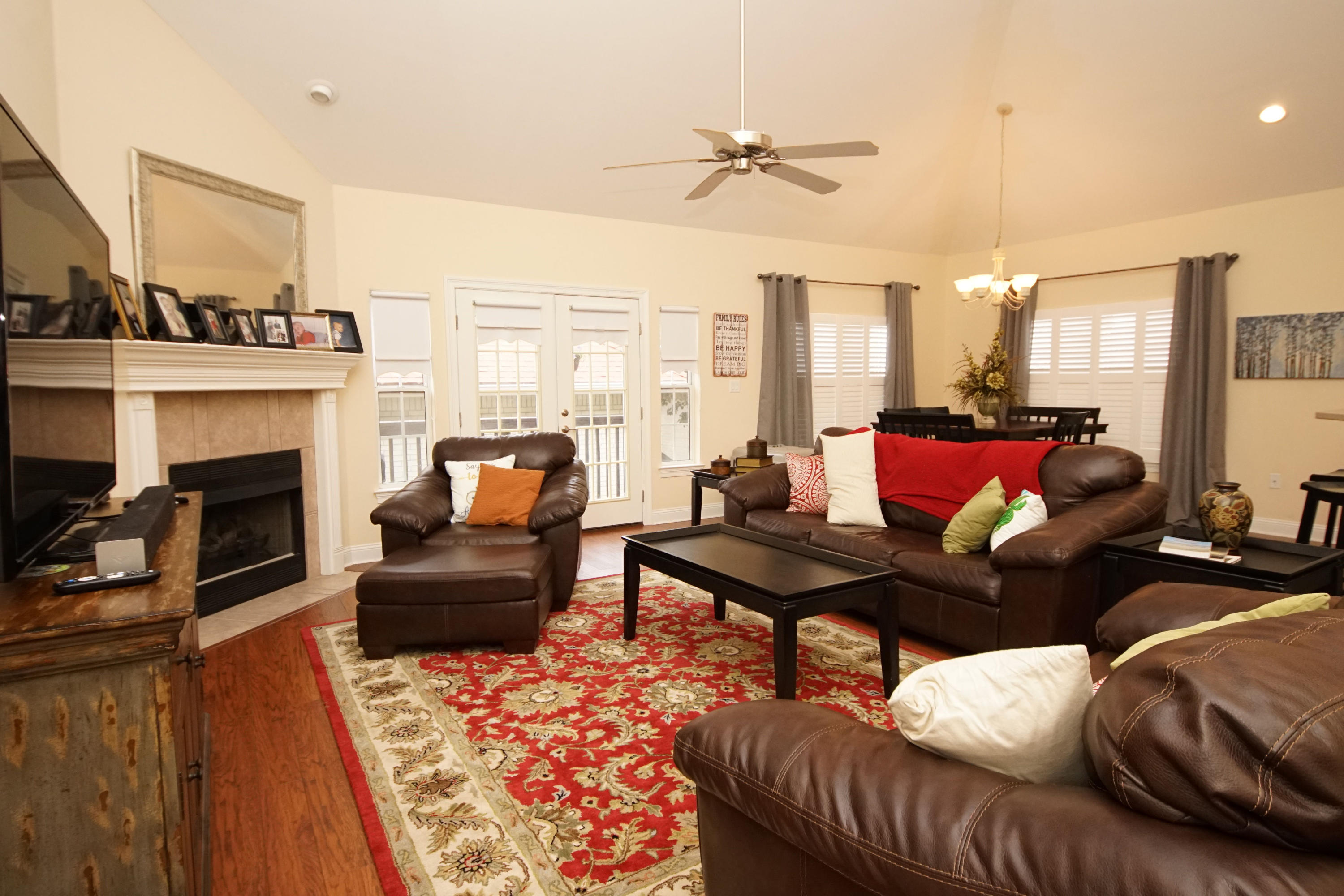 MEDITERRANEAN VILLAGE AT BLUEWATER BAY - Residential