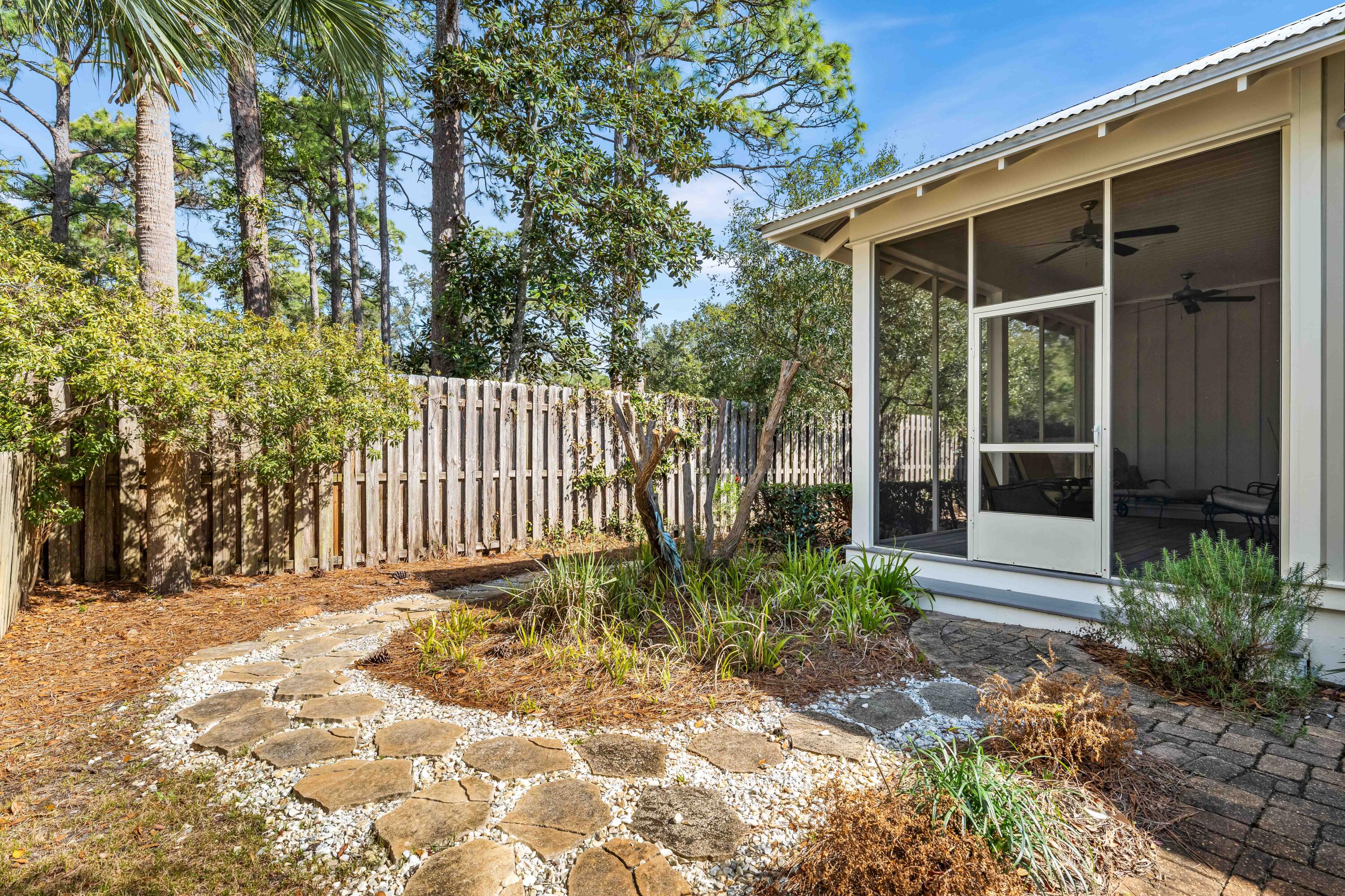 CARSON OAKS - Residential